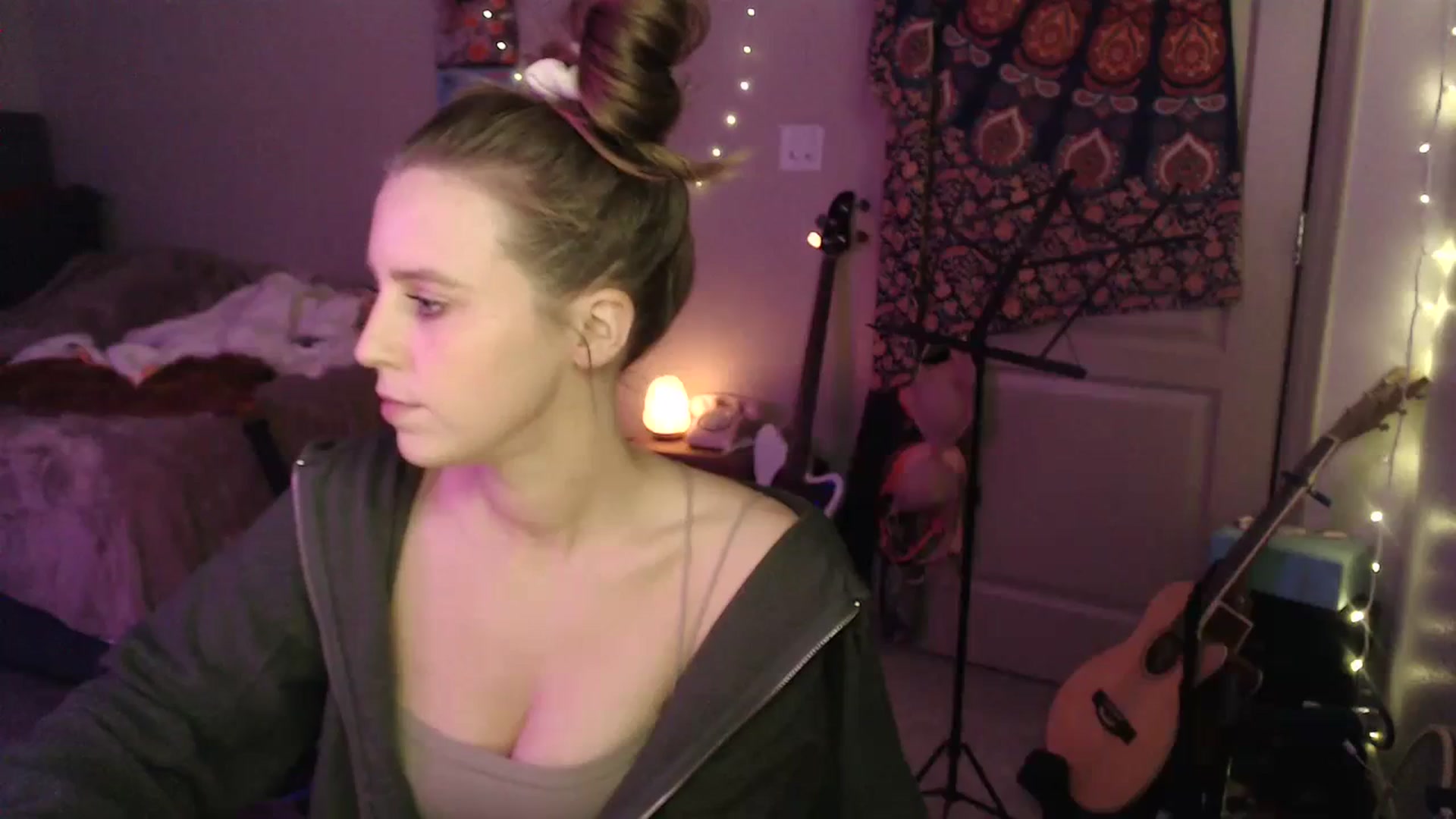 Gallery image thumbnail from Blake_Bardot's myfreecams stream on, 11/08/2023, 01:46 image 13 of 20