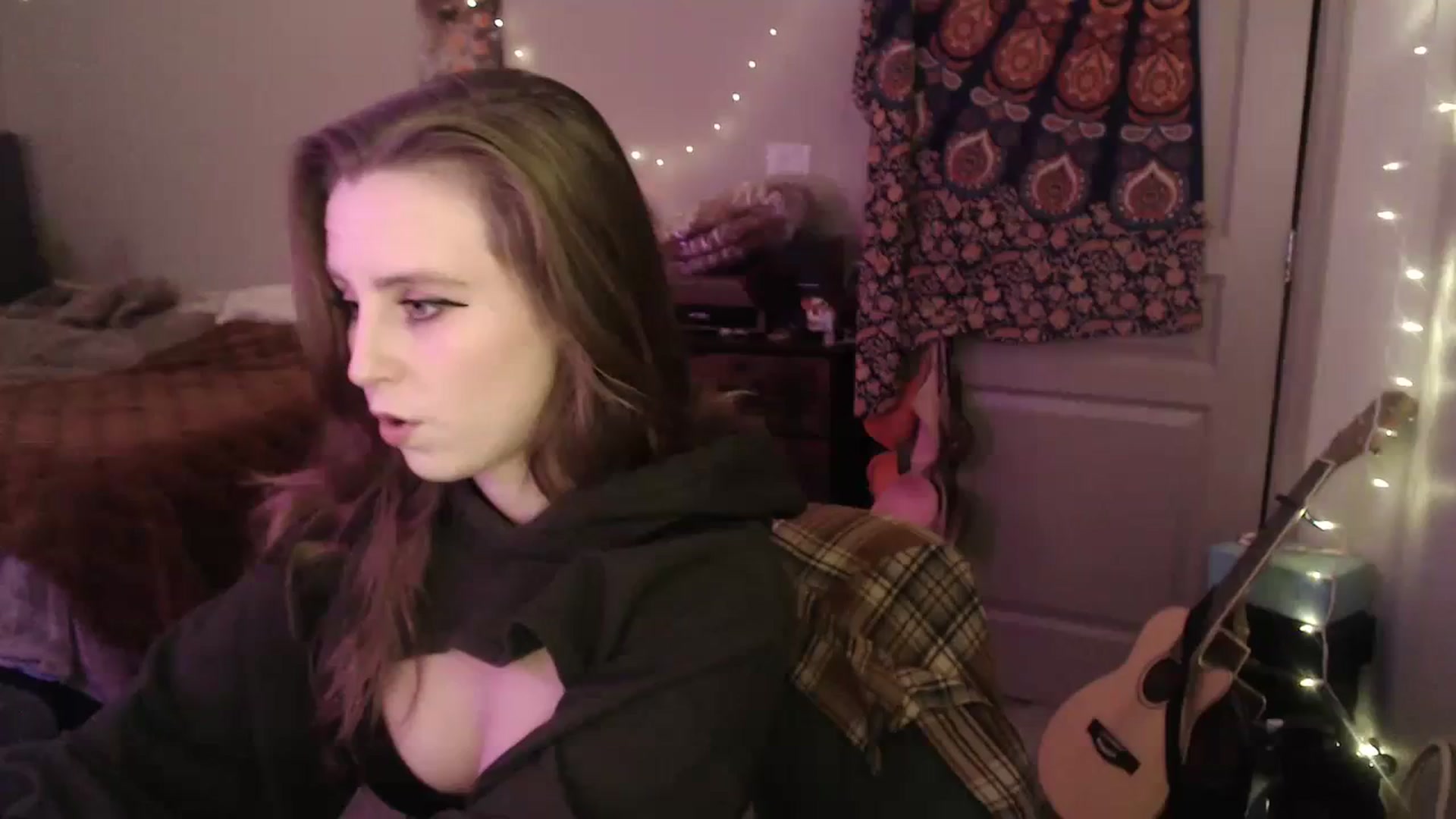 Gallery image thumbnail from Blake_Bardot's myfreecams stream on, 11/26/2023, 05:44 image 1 of 20