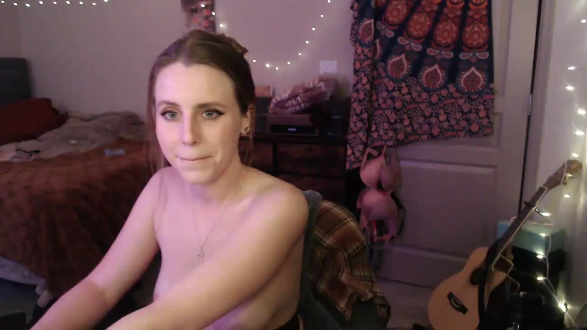 Gallery image thumbnail from Blake_Bardot's myfreecams stream on, 12/01/2023, 08:21 image 9 of 20