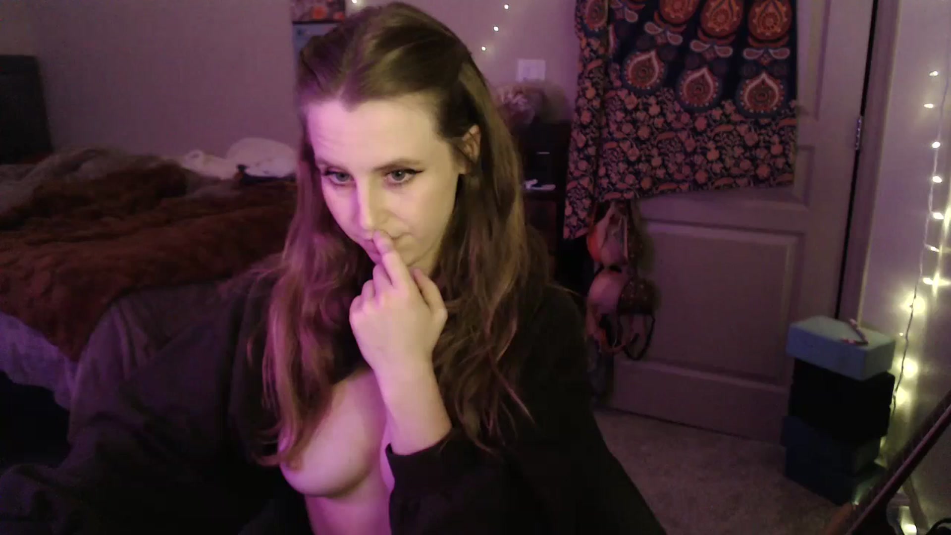 Gallery image thumbnail from Blake_Bardot's myfreecams stream on, 12/06/2023, 11:00 image 20 of 20