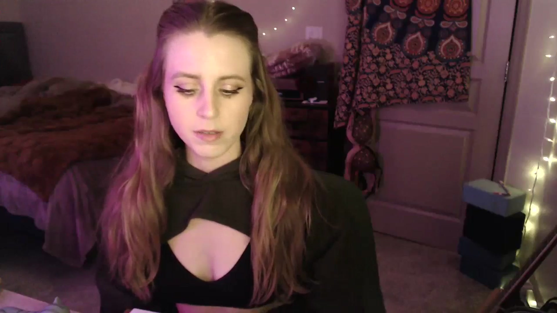 Gallery image thumbnail from Blake_Bardot's myfreecams stream on, 12/06/2023, 11:00 image 8 of 20