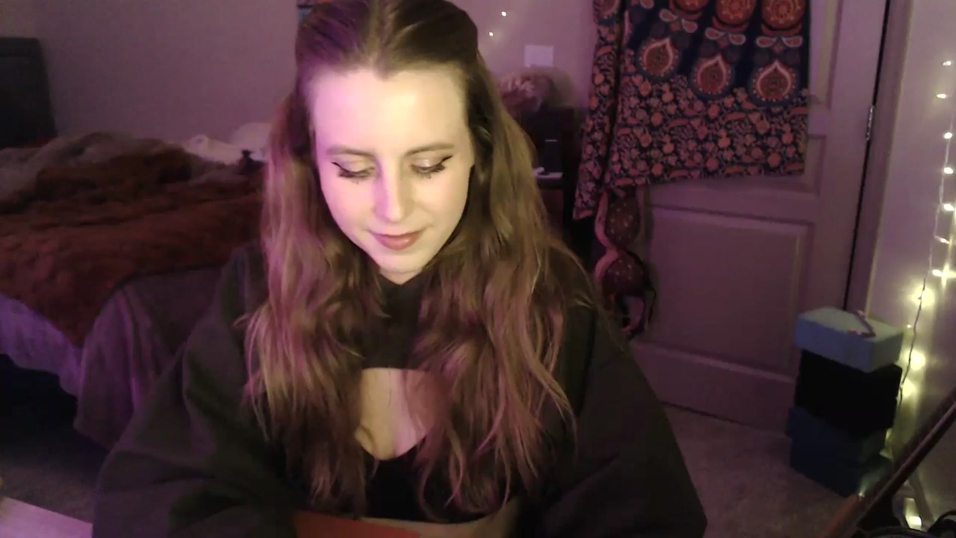 Gallery image thumbnail from Blake_Bardot's myfreecams stream on, 12/06/2023, 11:00 image 2 of 20