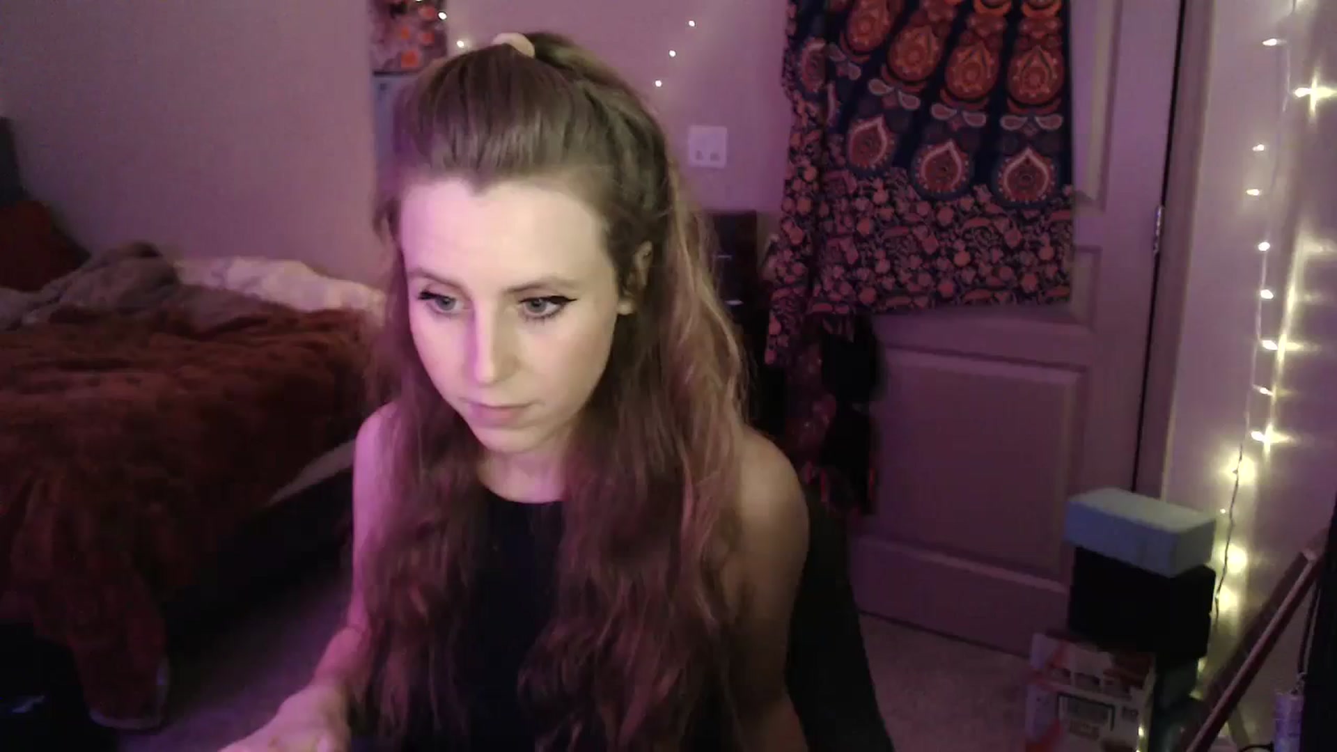Gallery image thumbnail from Blake_Bardot's myfreecams stream on, 12/15/2023, 07:21 image 15 of 20