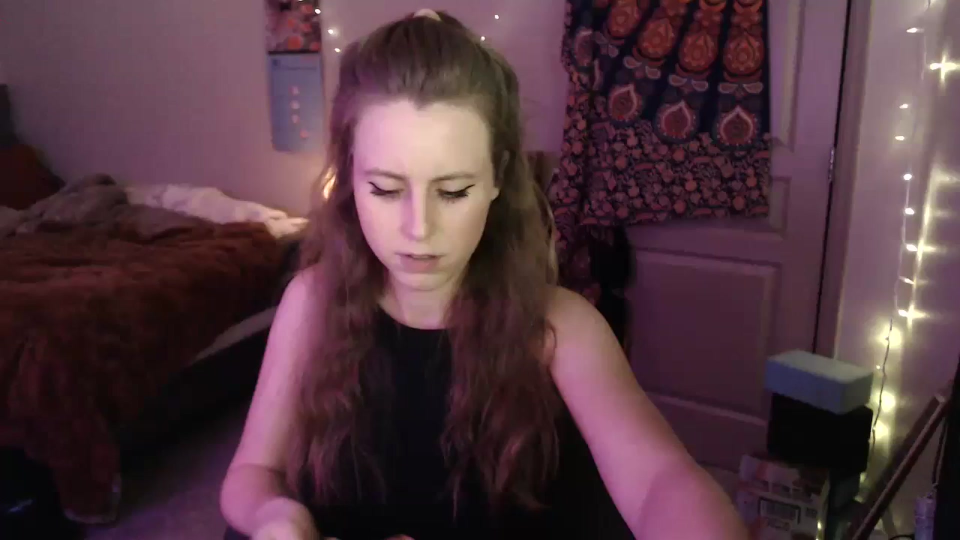 Gallery image thumbnail from Blake_Bardot's myfreecams stream on, 12/15/2023, 07:21 image 17 of 20
