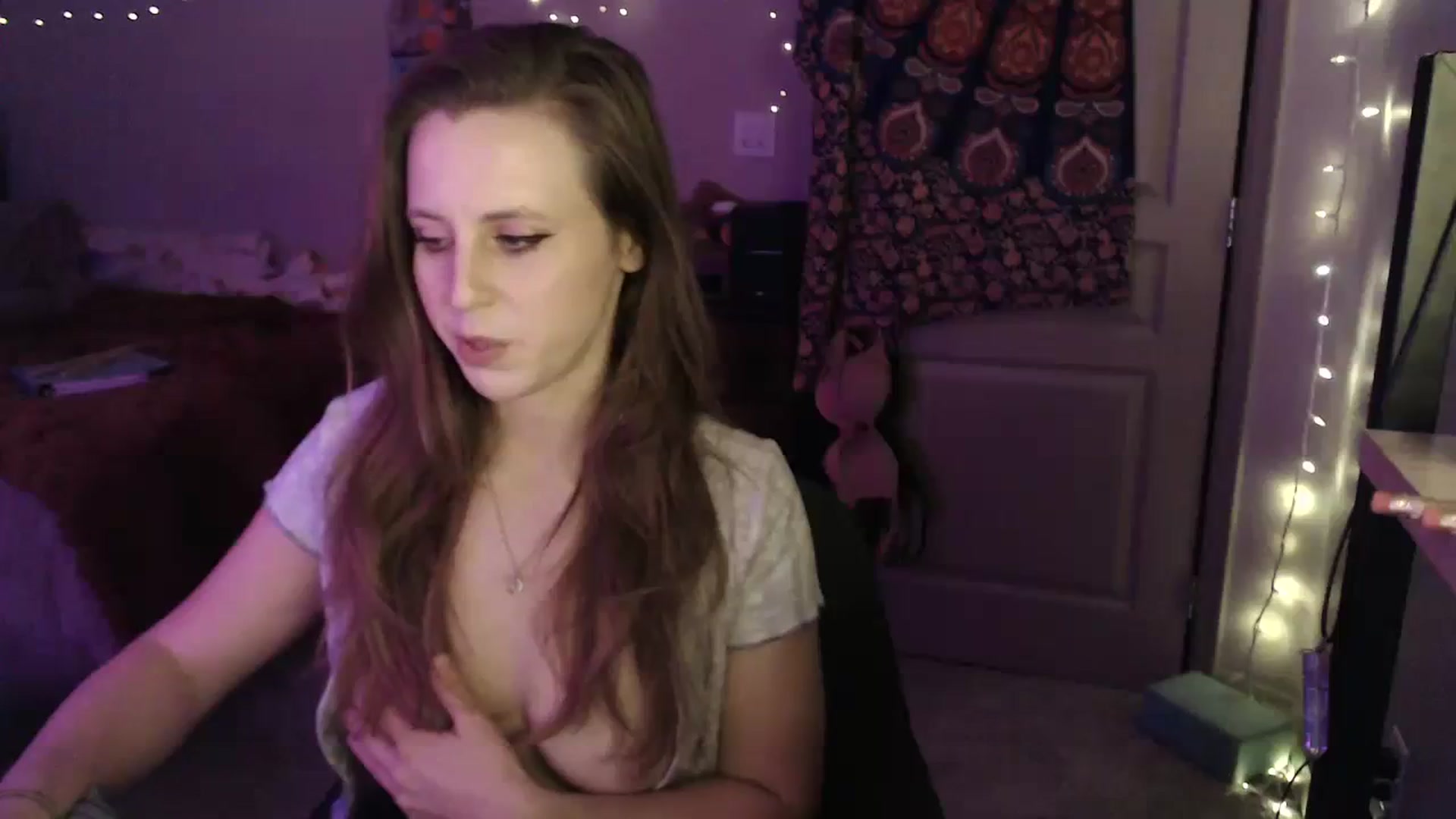 Gallery image thumbnail from Blake_Bardot's myfreecams stream on, 12/25/2023, 07:27 image 15 of 20