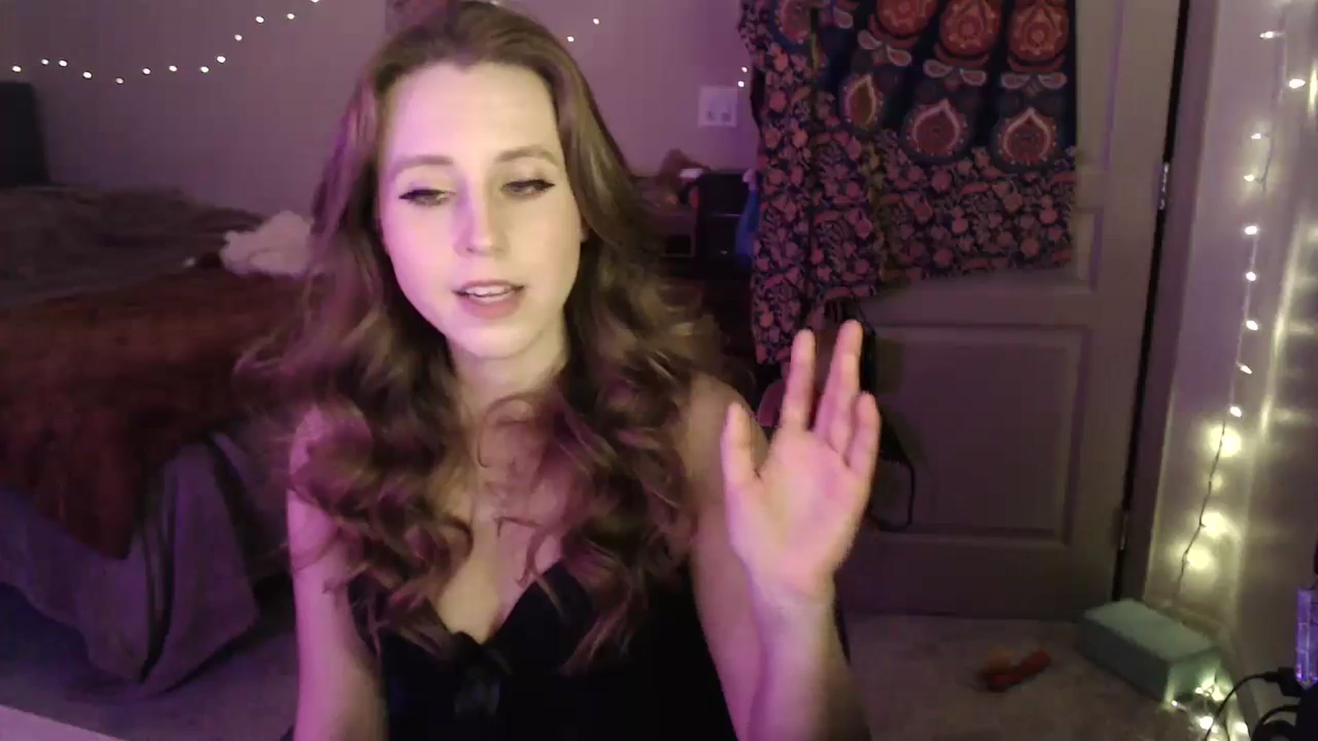 Gallery image thumbnail from Blake_Bardot's myfreecams stream on, 12/26/2023, 07:45 image 10 of 20
