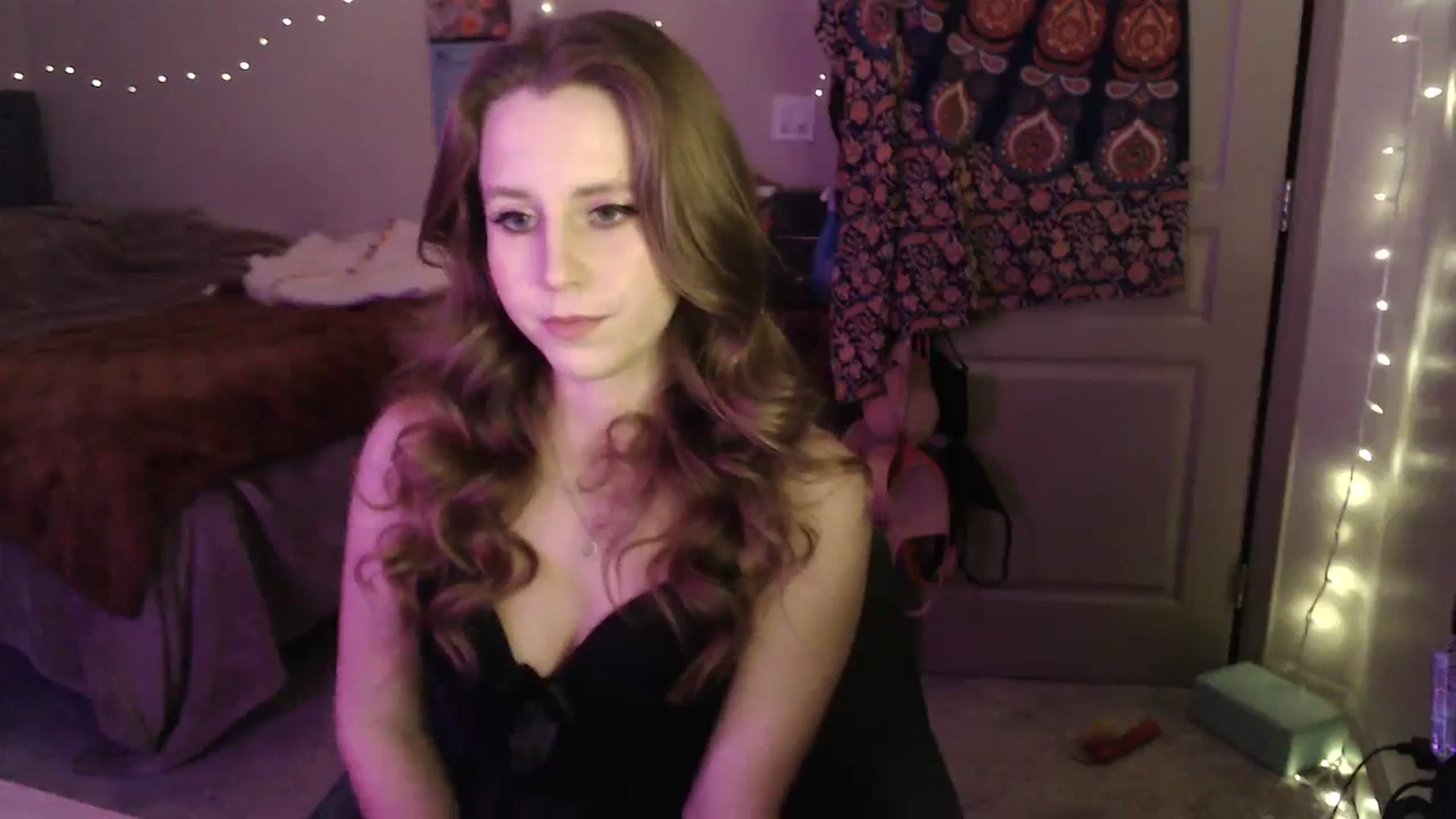 Gallery image thumbnail from Blake_Bardot's myfreecams stream on, 12/26/2023, 07:45 image 9 of 20