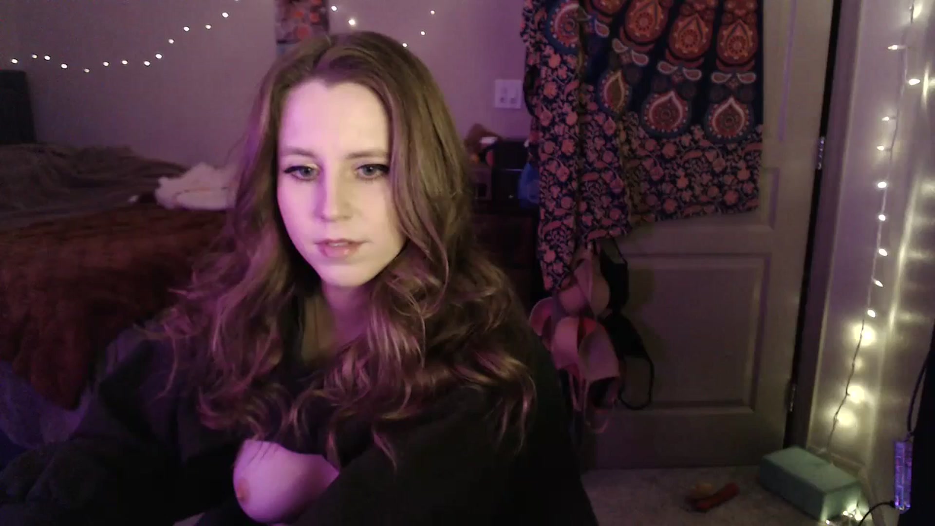 Gallery image thumbnail from Blake_Bardot's myfreecams stream on, 12/26/2023, 07:45 image 16 of 20