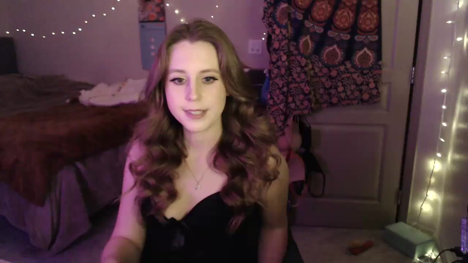 Gallery image thumbnail from Blake_Bardot's myfreecams stream on, 12/26/2023, 07:45 image 4 of 20