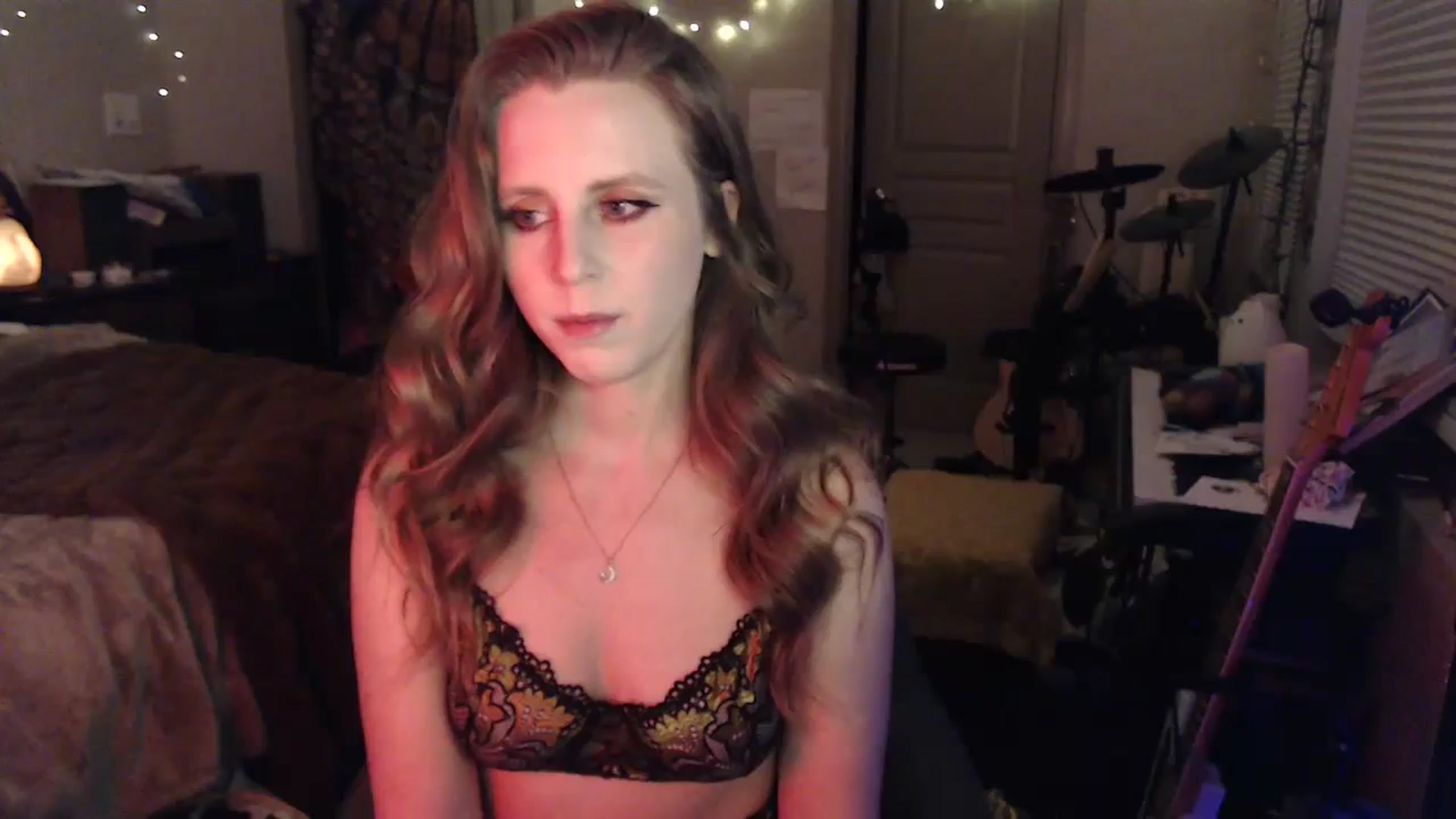 Gallery image thumbnail from Blake_Bardot's myfreecams stream on, 01/01/2024, 08:42 image 12 of 20
