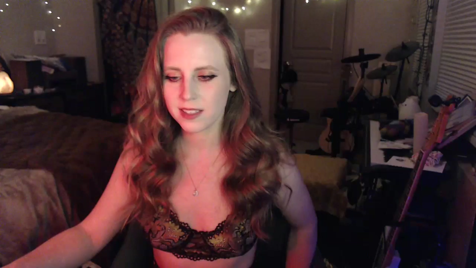 Gallery image thumbnail from Blake_Bardot's myfreecams stream on, 01/01/2024, 08:42 image 9 of 20