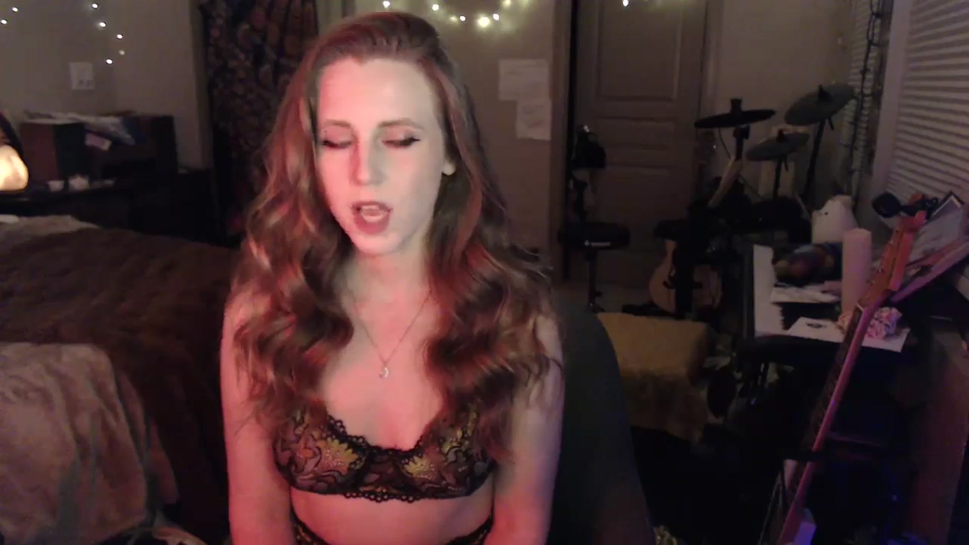 Gallery image thumbnail from Blake_Bardot's myfreecams stream on, 01/01/2024, 08:42 image 7 of 20