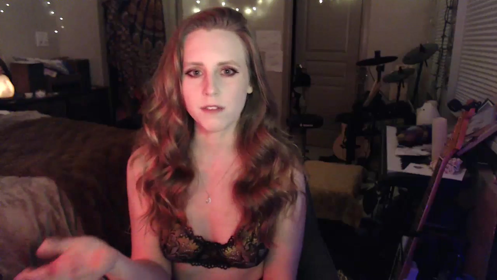 Gallery image thumbnail from Blake_Bardot's myfreecams stream on, 01/01/2024, 08:42 image 8 of 20