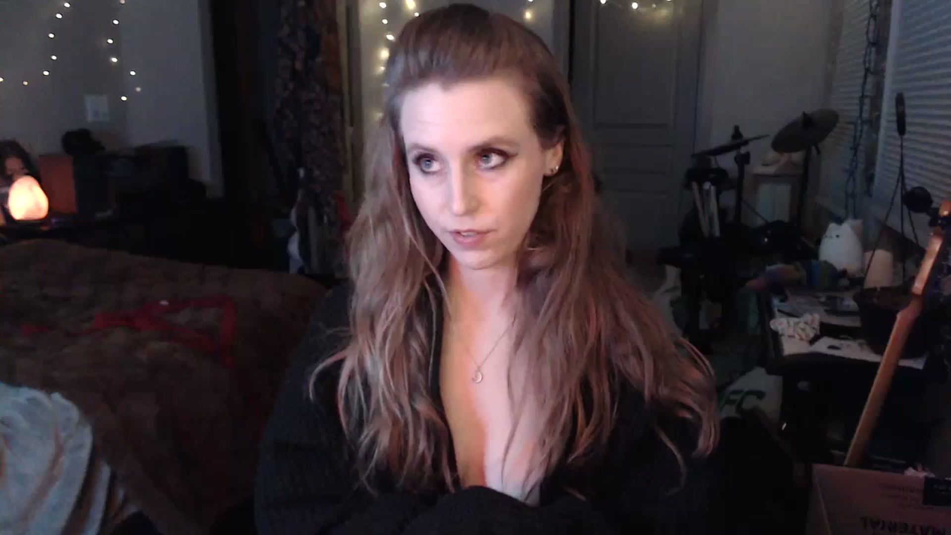 Gallery image thumbnail from Blake_Bardot's myfreecams stream on, 01/09/2024, 08:40 image 20 of 20