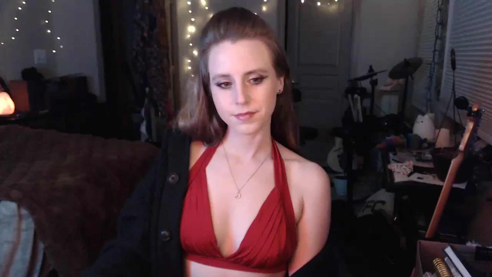 Gallery image thumbnail from Blake_Bardot's myfreecams stream on, 01/09/2024, 08:40 image 9 of 20