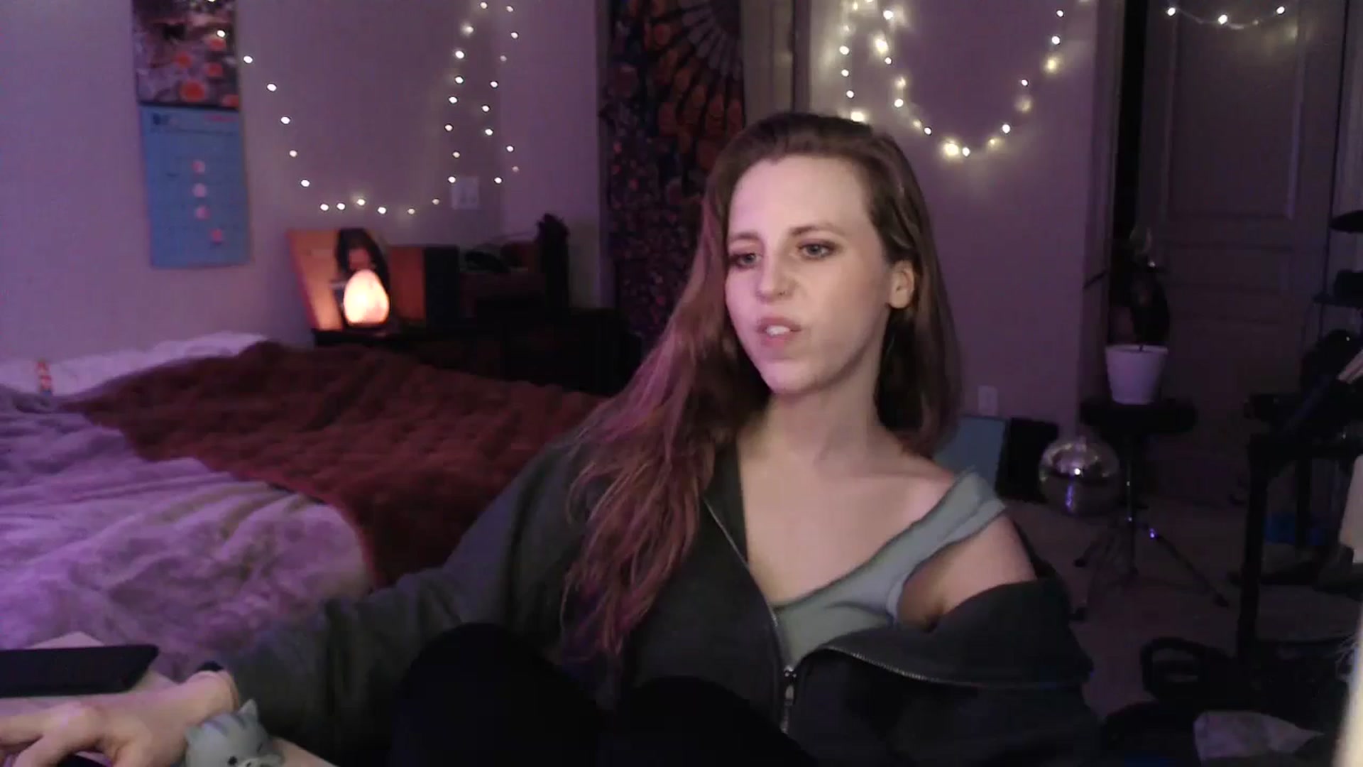 Gallery image thumbnail from Blake_Bardot's myfreecams stream on, 01/18/2024, 06:29 image 8 of 20