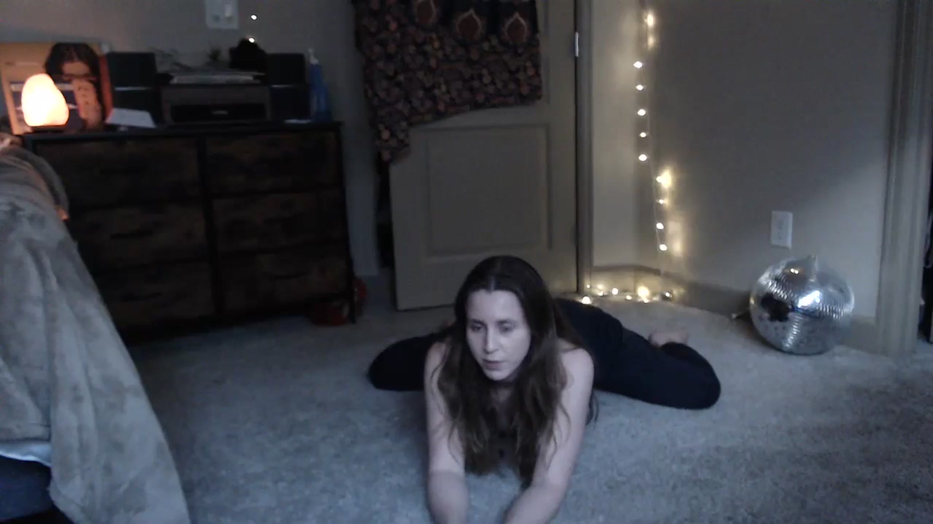 Gallery image thumbnail from Blake_Bardot's myfreecams stream on, 02/28/2024, 24:44 image 11 of 20