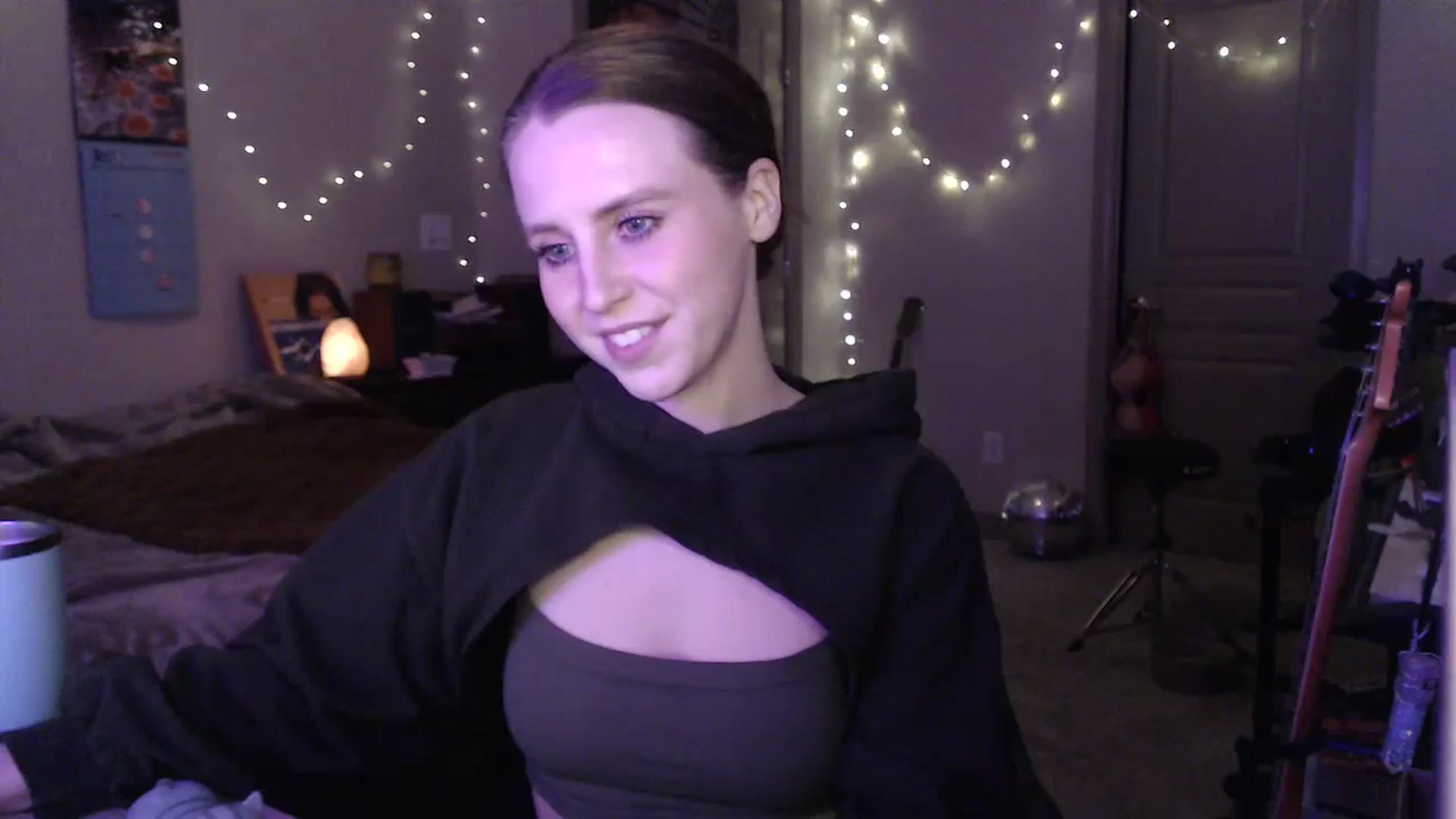 Gallery image thumbnail from Blake_Bardot's myfreecams stream on, 03/13/2024, 07:22 image 5 of 20