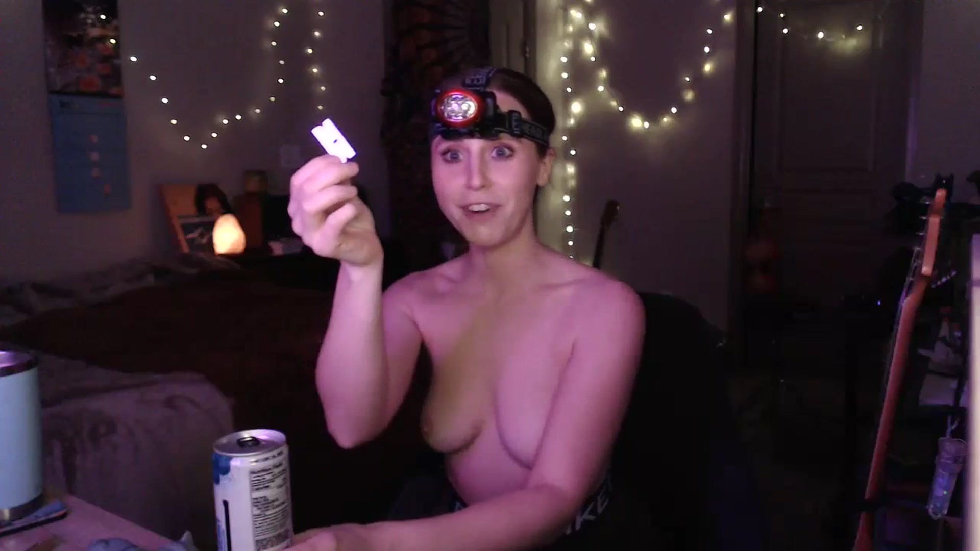 Gallery image thumbnail from Blake_Bardot's myfreecams stream on, 03/13/2024, 07:22 image 16 of 20