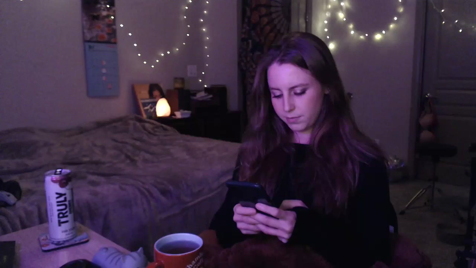 Gallery image thumbnail from Blake_Bardot's myfreecams stream on, 03/17/2024, 02:35 image 14 of 20