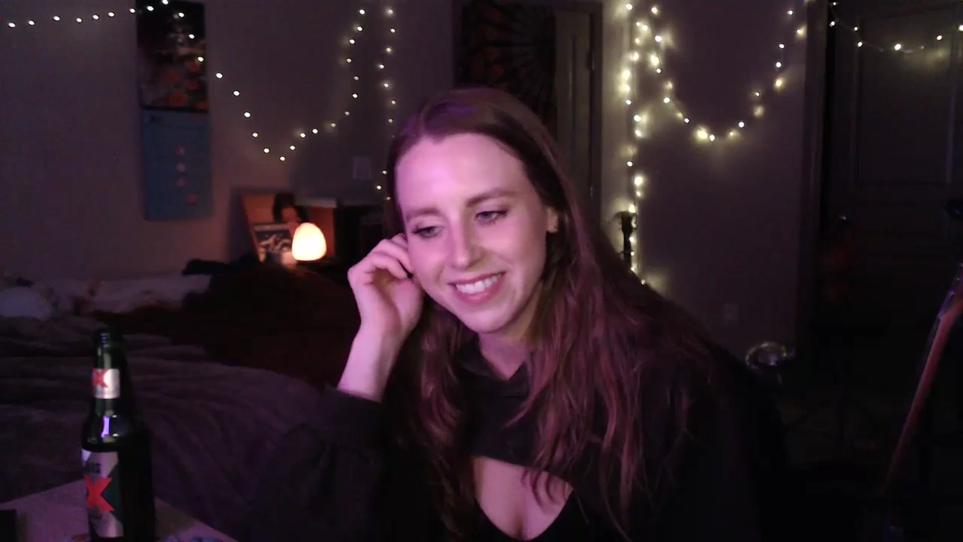 Gallery image thumbnail from Blake_Bardot's myfreecams stream on, 03/31/2024, 07:06 image 10 of 20