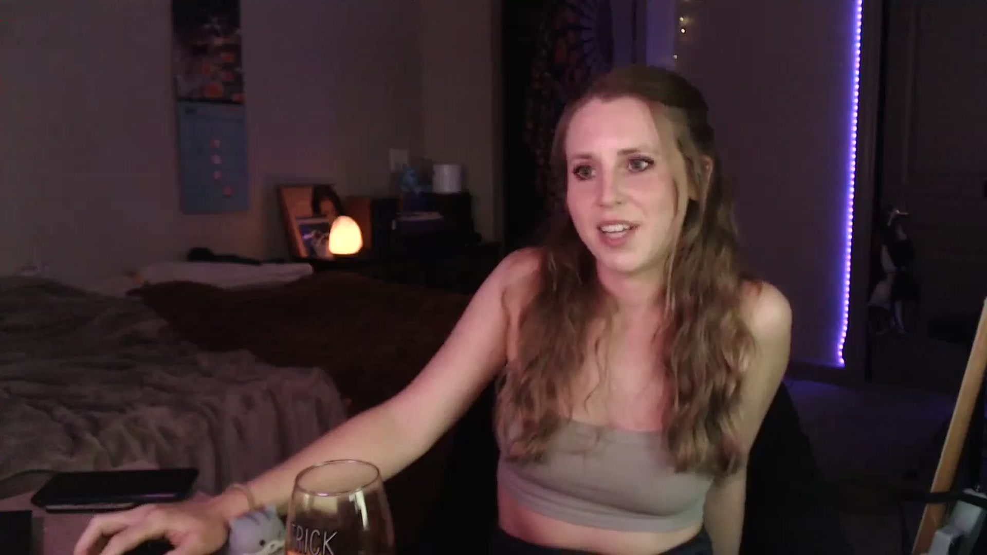 Gallery image thumbnail from Blake_Bardot's myfreecams stream on, 05/08/2024, 04:11 image 6 of 20