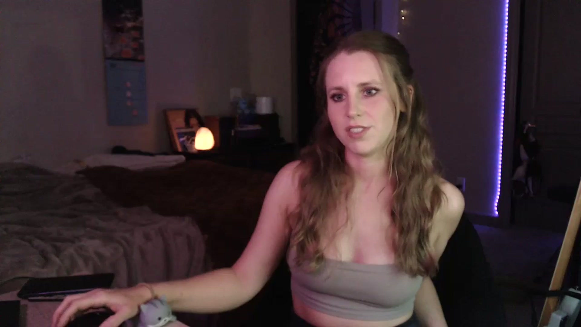 Gallery image thumbnail from Blake_Bardot's myfreecams stream on, 05/08/2024, 04:11 image 3 of 20