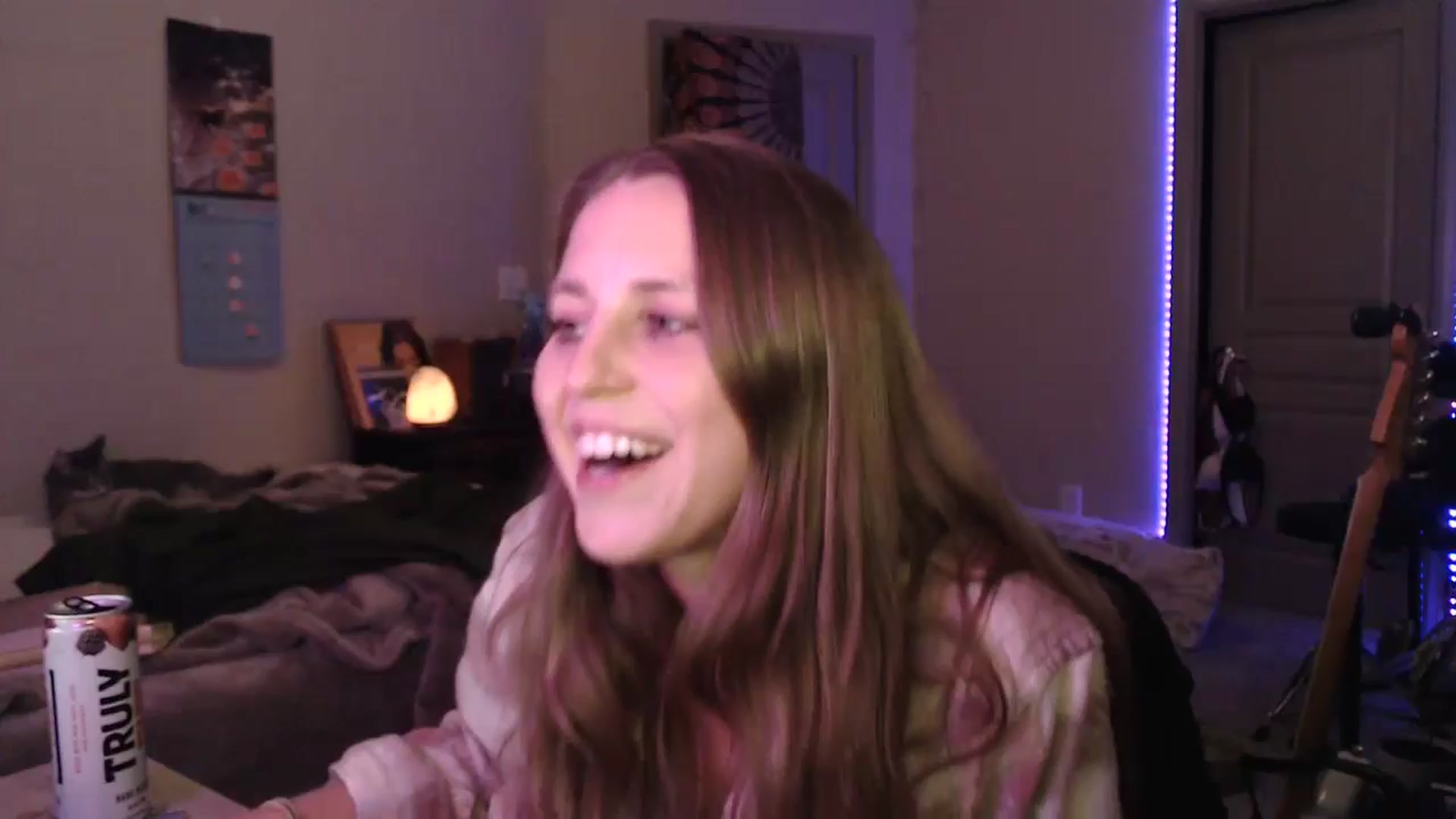 Gallery image thumbnail from Blake_Bardot's myfreecams stream on, 05/10/2024, 06:03 image 20 of 20