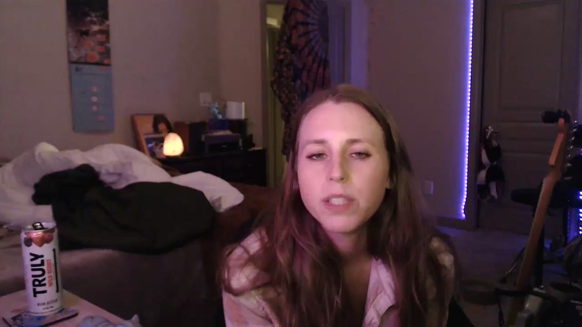 Gallery image thumbnail from Blake_Bardot's myfreecams stream on, 05/10/2024, 06:03 image 6 of 20