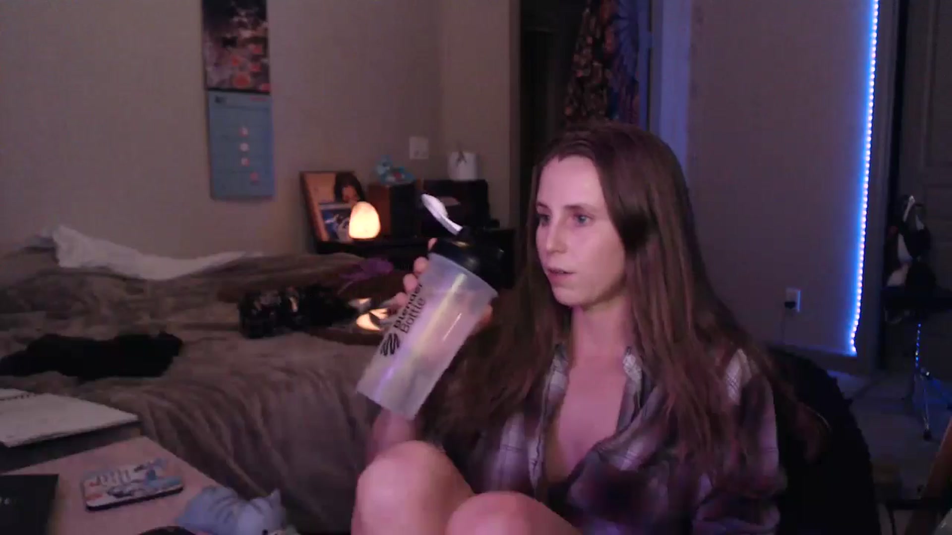 Gallery image thumbnail from Blake_Bardot's myfreecams stream on, 05/16/2024, 06:53 image 15 of 20