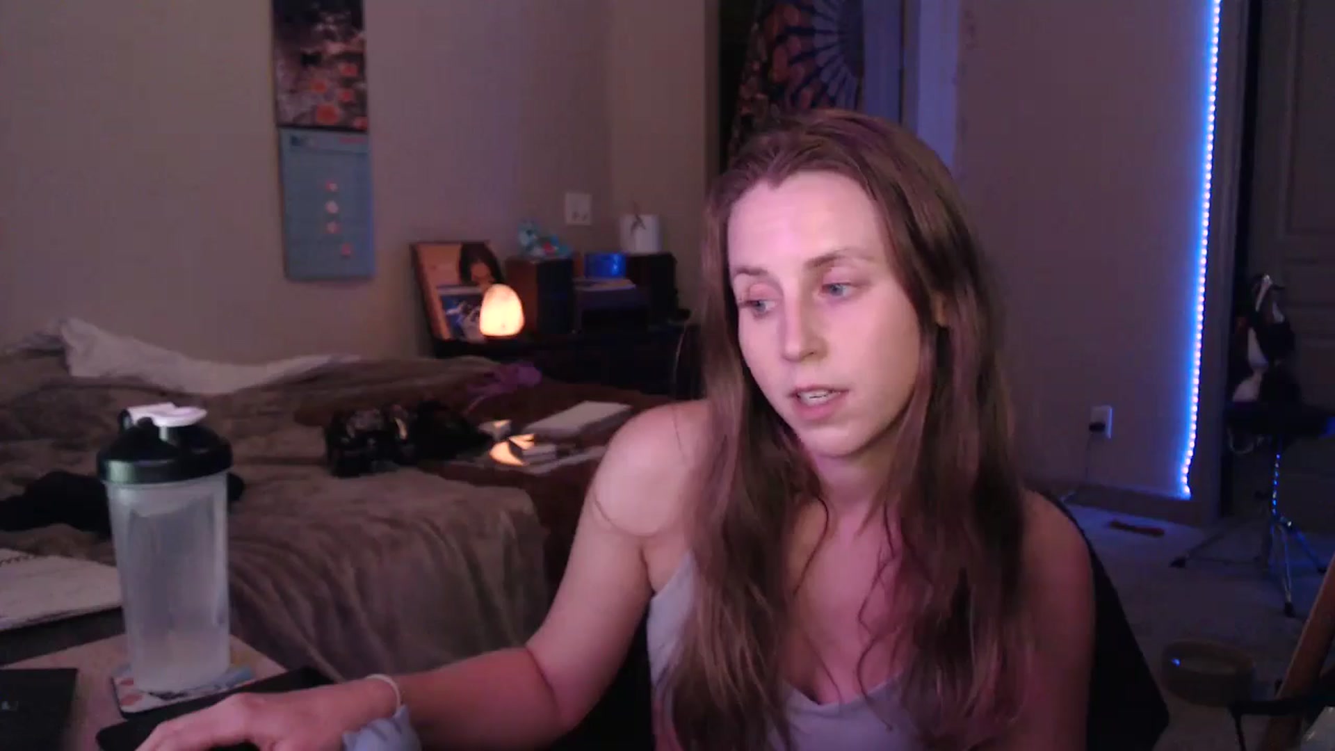 Gallery image thumbnail from Blake_Bardot's myfreecams stream on, 05/16/2024, 06:53 image 3 of 20