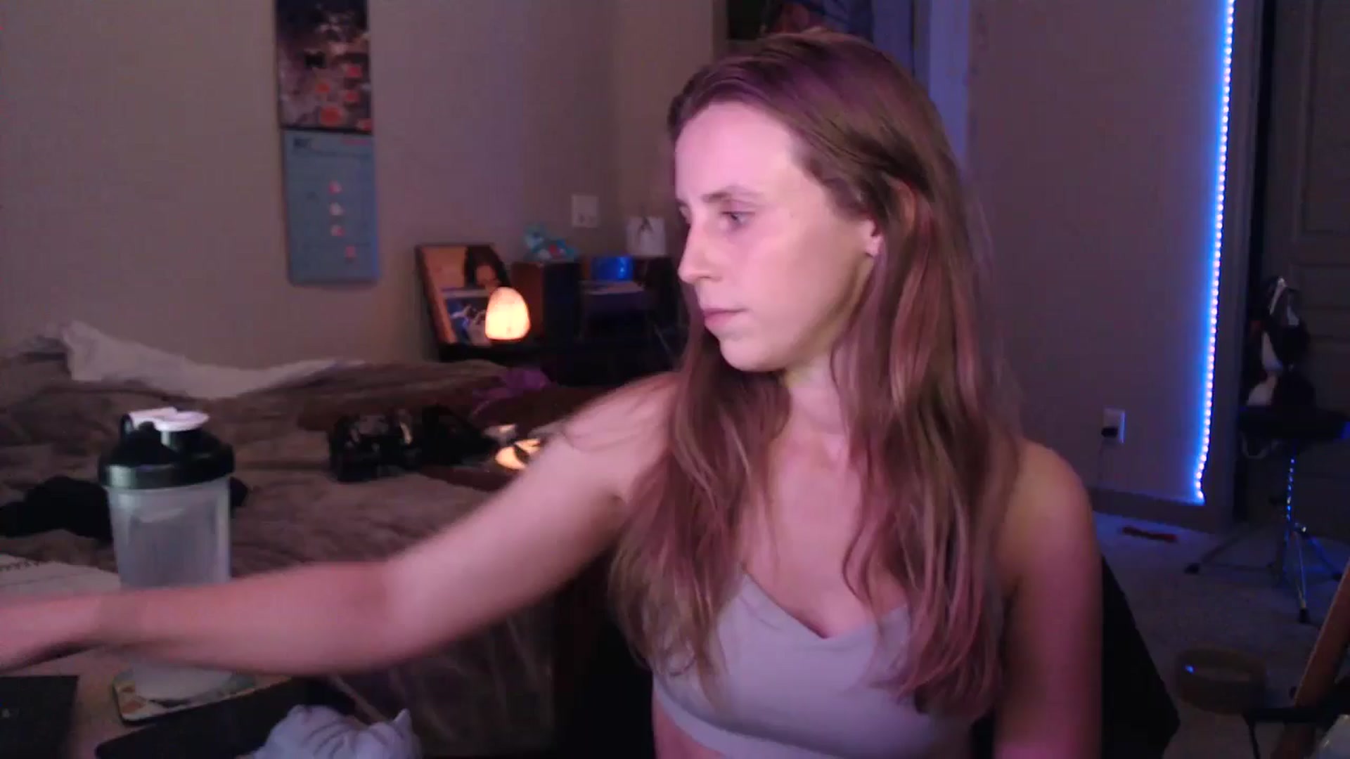 Gallery image thumbnail from Blake_Bardot's myfreecams stream on, 05/16/2024, 06:53 image 1 of 20