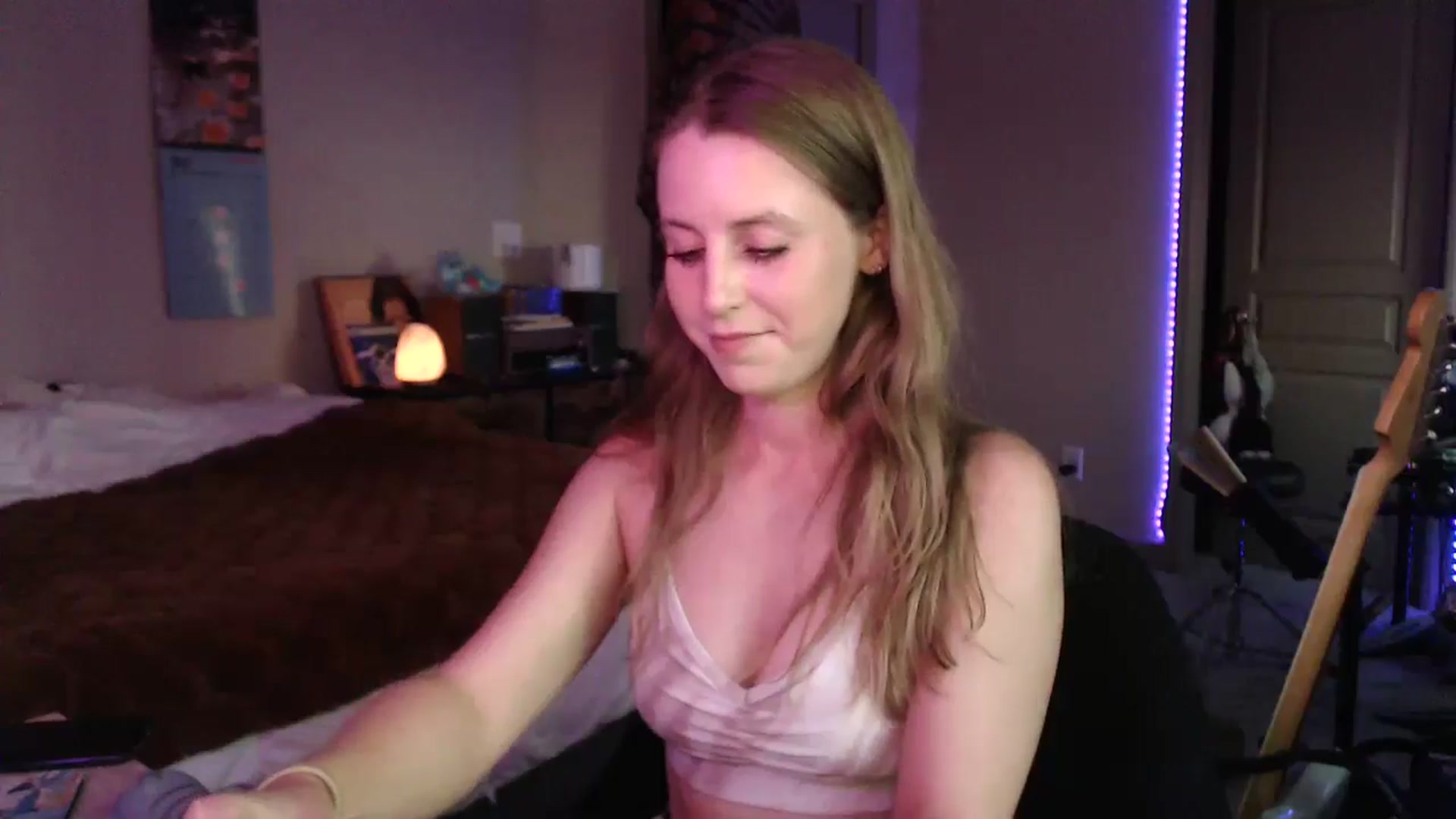 Gallery image thumbnail from Blake_Bardot's myfreecams stream on, 05/28/2024, 02:47 image 5 of 20