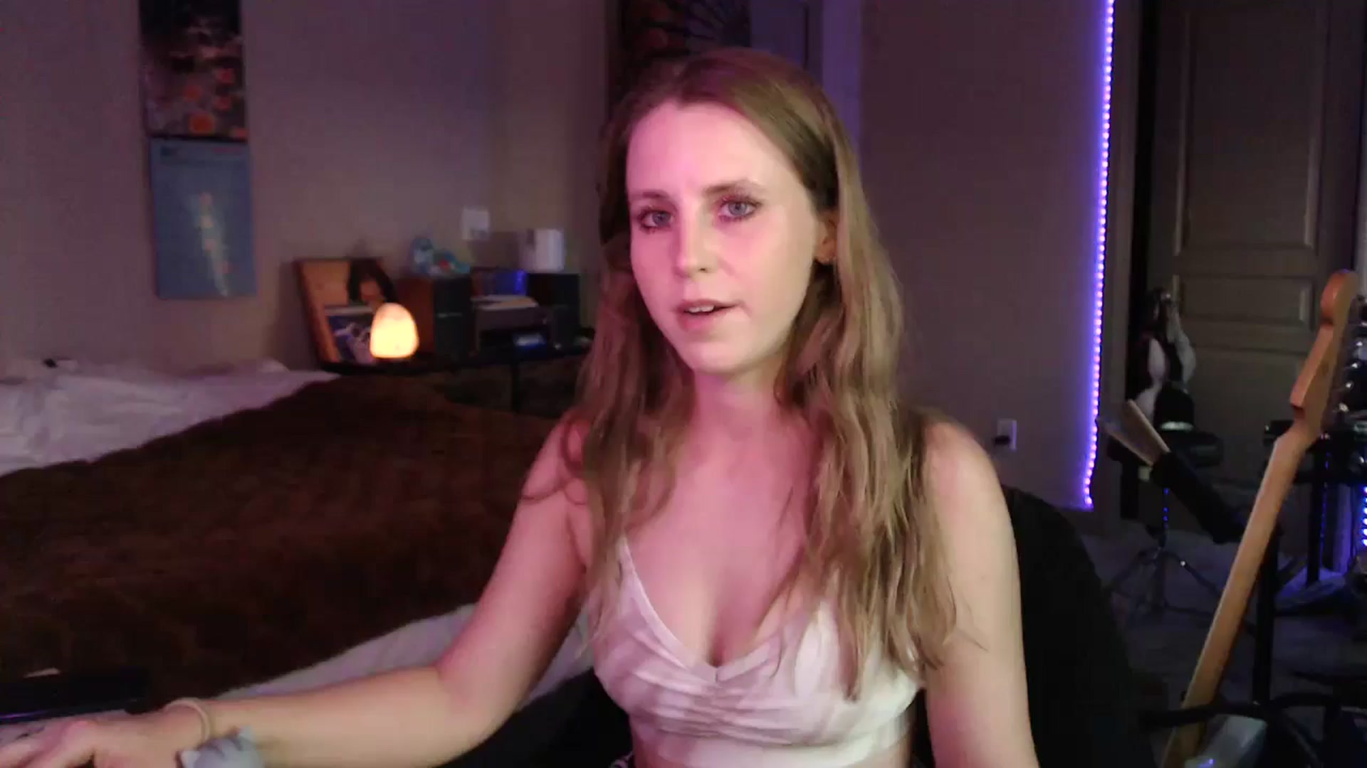 Gallery image thumbnail from Blake_Bardot's myfreecams stream on, 05/28/2024, 02:47 image 6 of 20