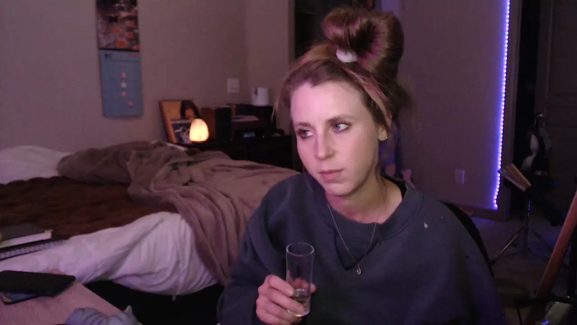 Gallery image thumbnail from Blake_Bardot's myfreecams stream on, 05/29/2024, 07:48 image 17 of 20