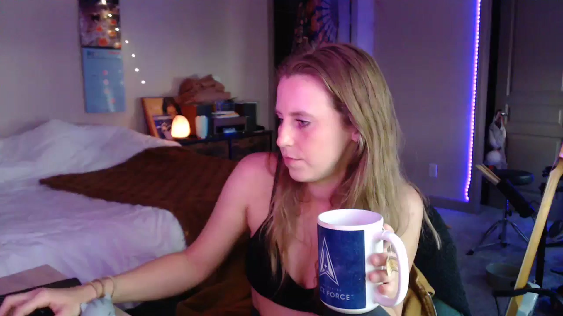 Gallery image thumbnail from Blake_Bardot's myfreecams stream on, 06/11/2024, 01:38 image 16 of 20