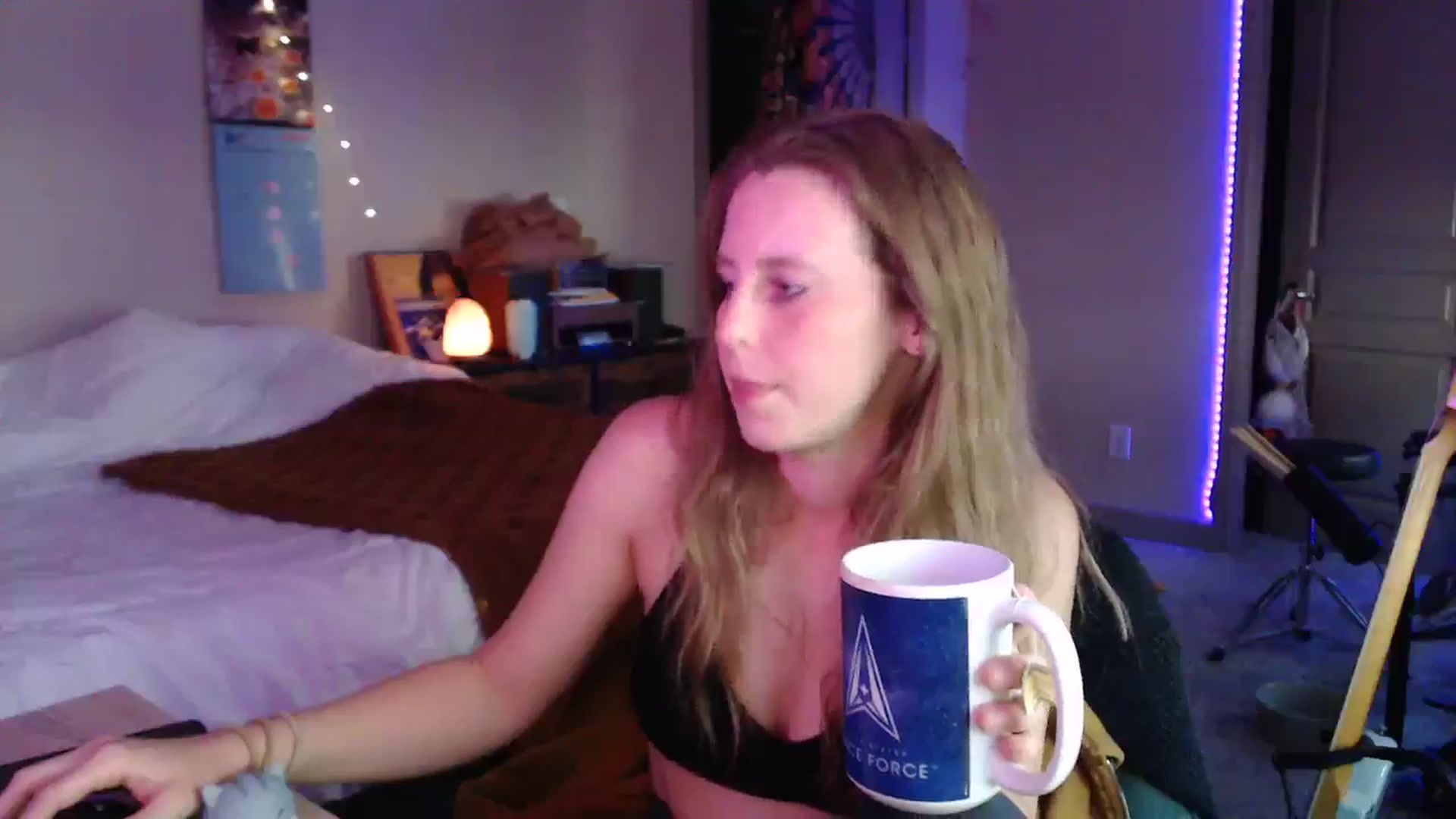 Gallery image thumbnail from Blake_Bardot's myfreecams stream on, 06/11/2024, 01:38 image 17 of 20