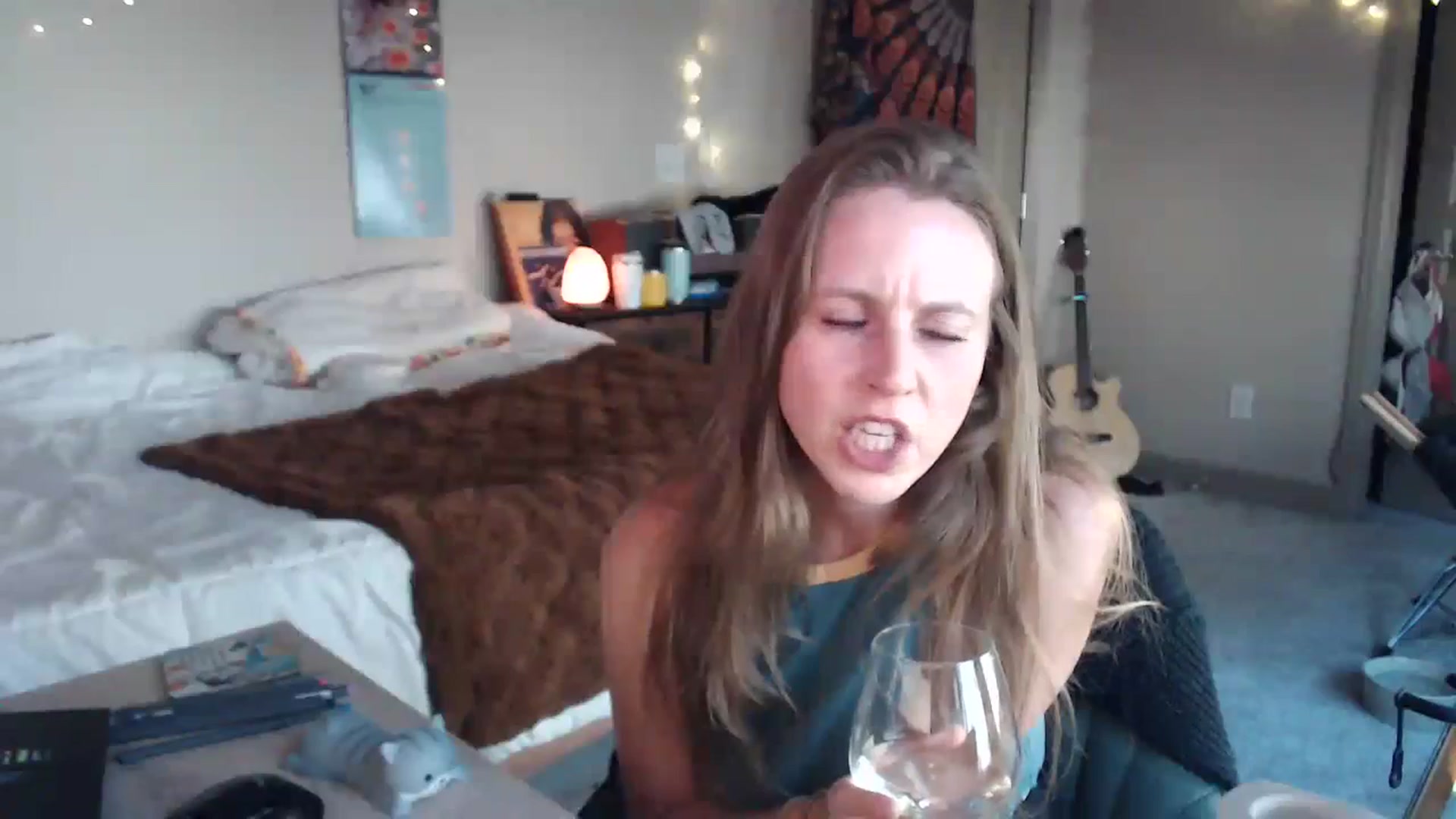 Gallery image thumbnail from Blake_Bardot's myfreecams stream on, 06/16/2024, 03:36 image 5 of 20