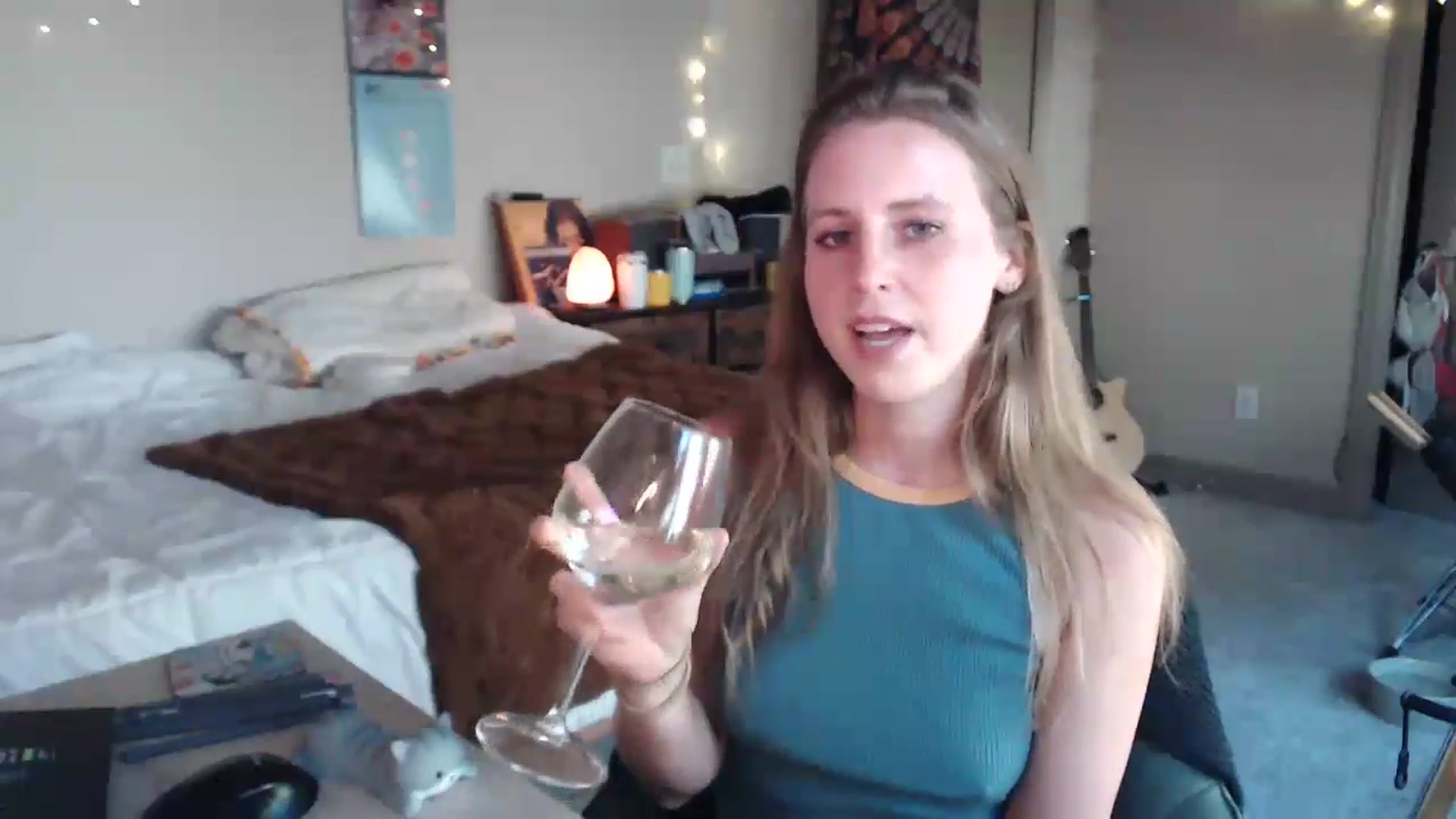Gallery image thumbnail from Blake_Bardot's myfreecams stream on, 06/16/2024, 03:36 image 4 of 20