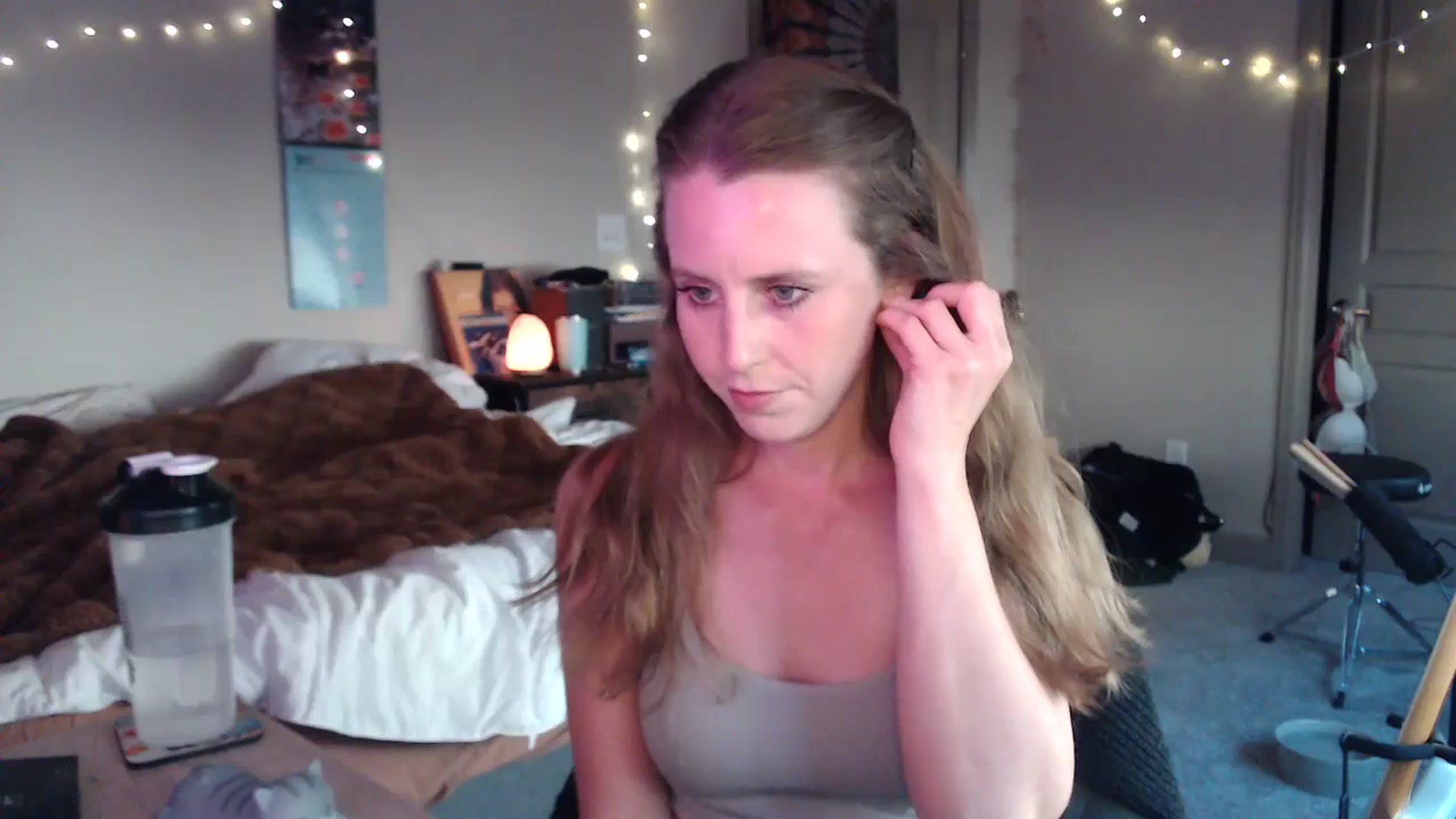 Gallery image thumbnail from Blake_Bardot's myfreecams stream on, 06/25/2024, 02:22 image 16 of 20