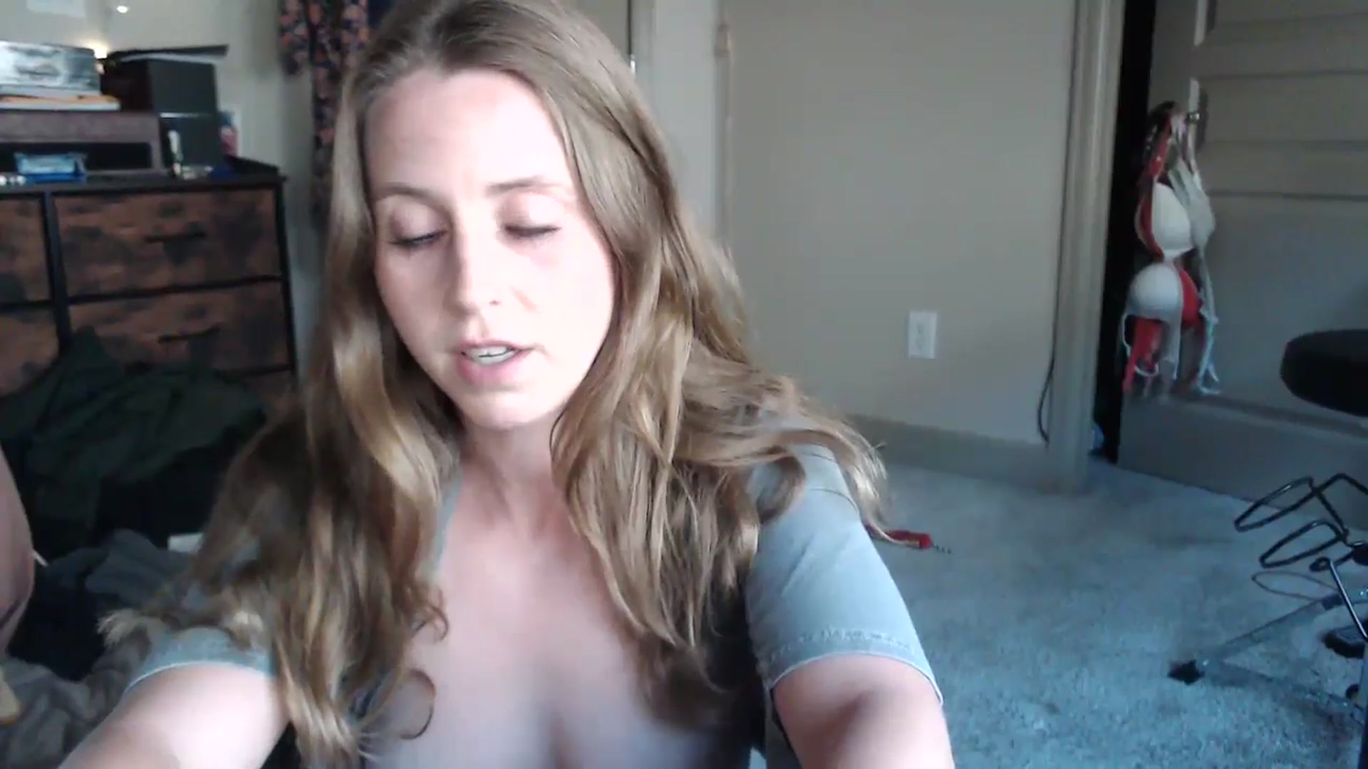 Gallery image thumbnail from Blake_Bardot's myfreecams stream on, 06/26/2024, 01:31 image 11 of 20
