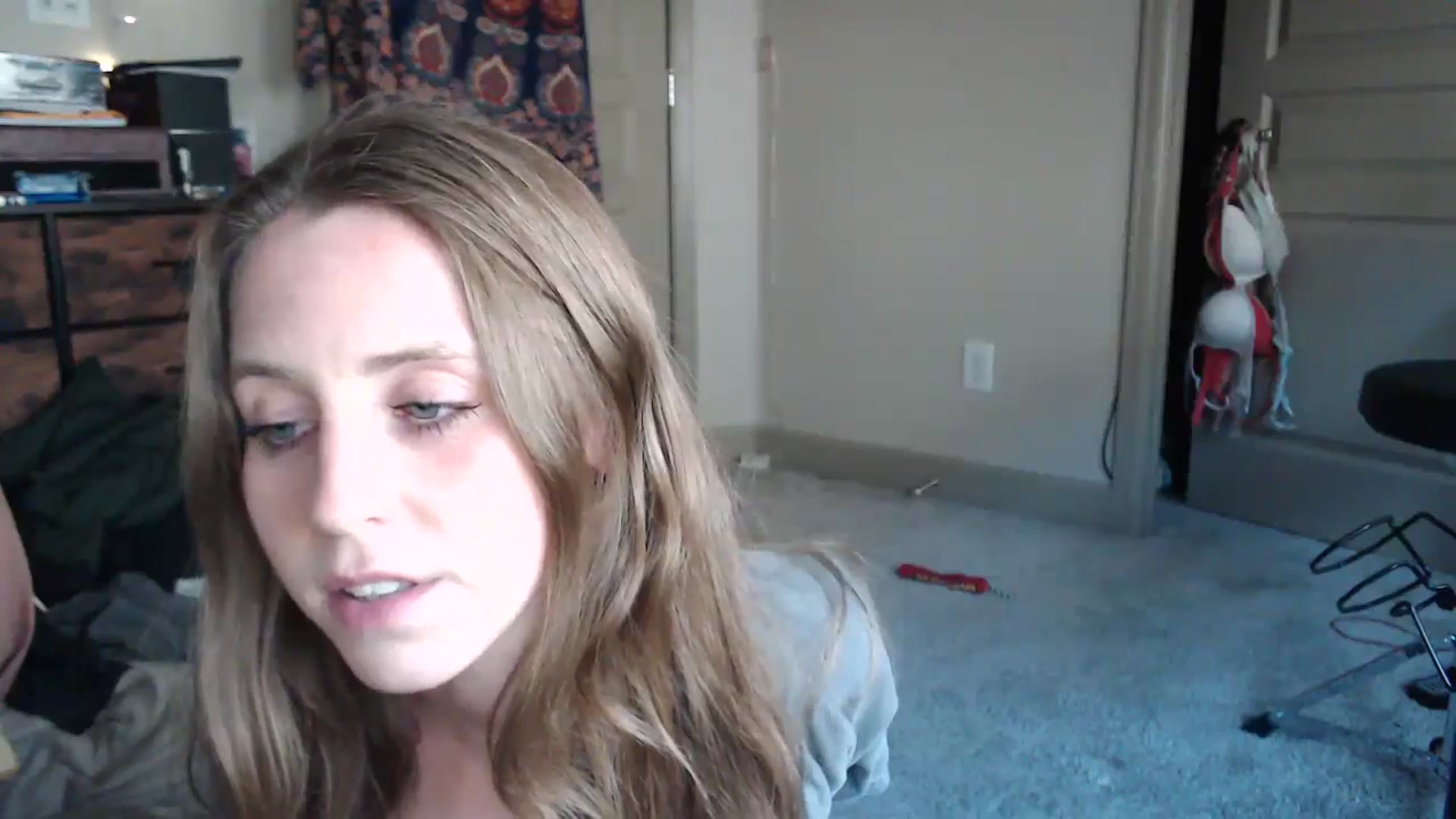 Gallery image thumbnail from Blake_Bardot's myfreecams stream on, 06/26/2024, 01:31 image 13 of 20