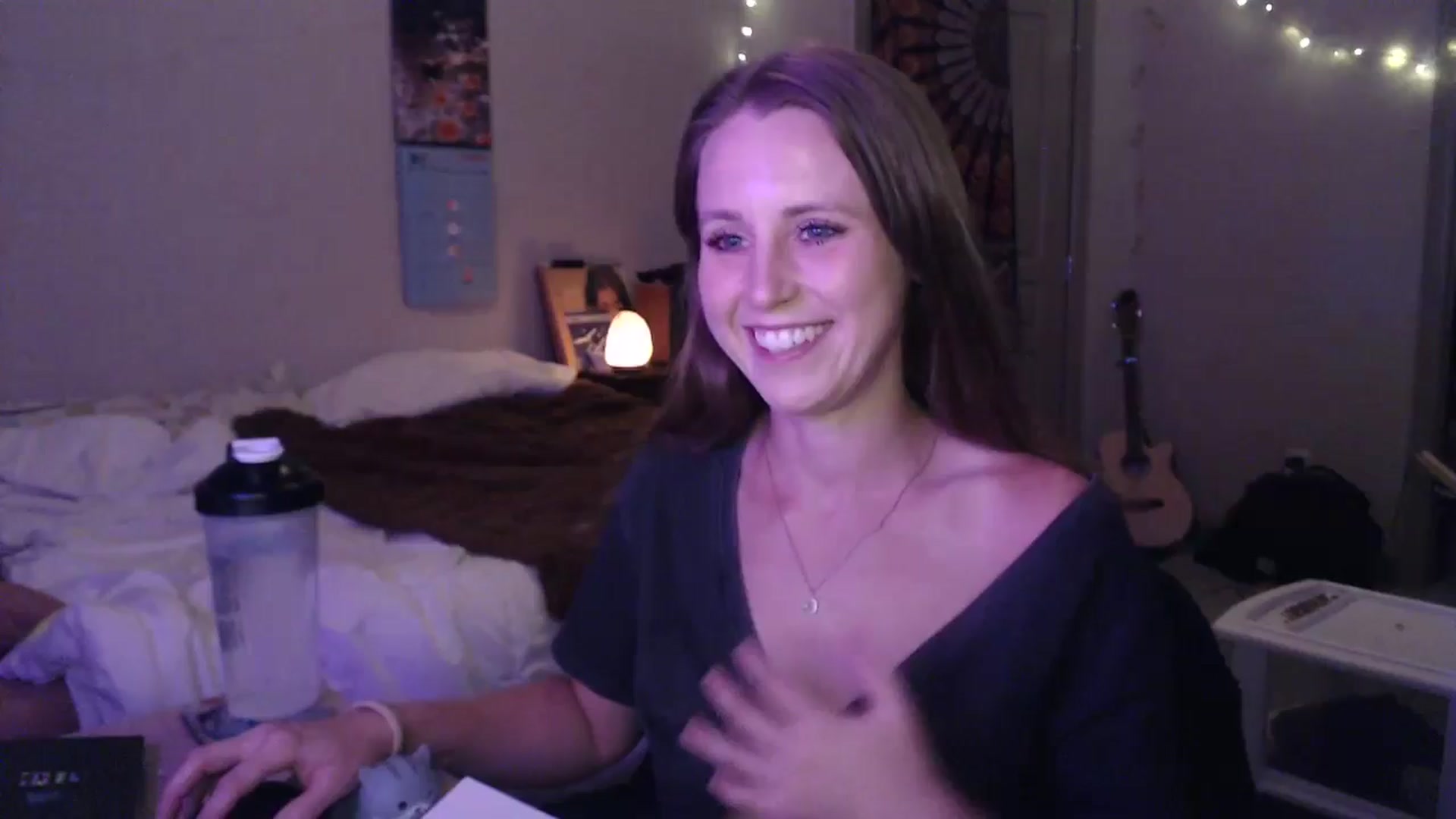 Gallery image thumbnail from Blake_Bardot's myfreecams stream on, 07/07/2024, 04:22 image 2 of 20