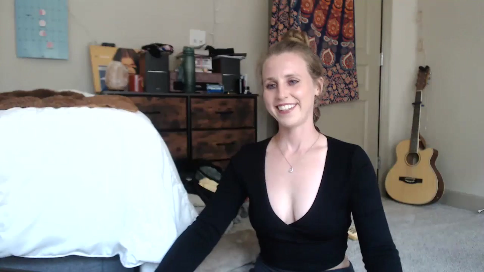 Gallery image thumbnail from Blake_Bardot's myfreecams stream on, 07/15/2024, 21:03 image 8 of 20