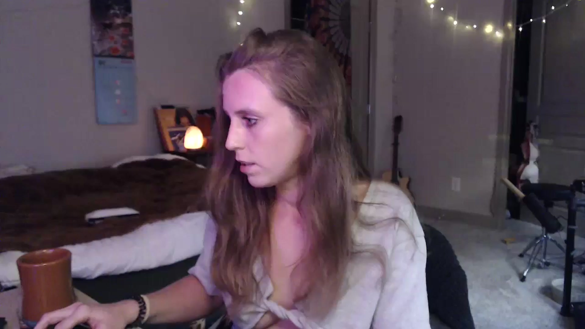 Gallery image thumbnail from Blake_Bardot's myfreecams stream on, 07/16/2024, 02:58 image 12 of 20