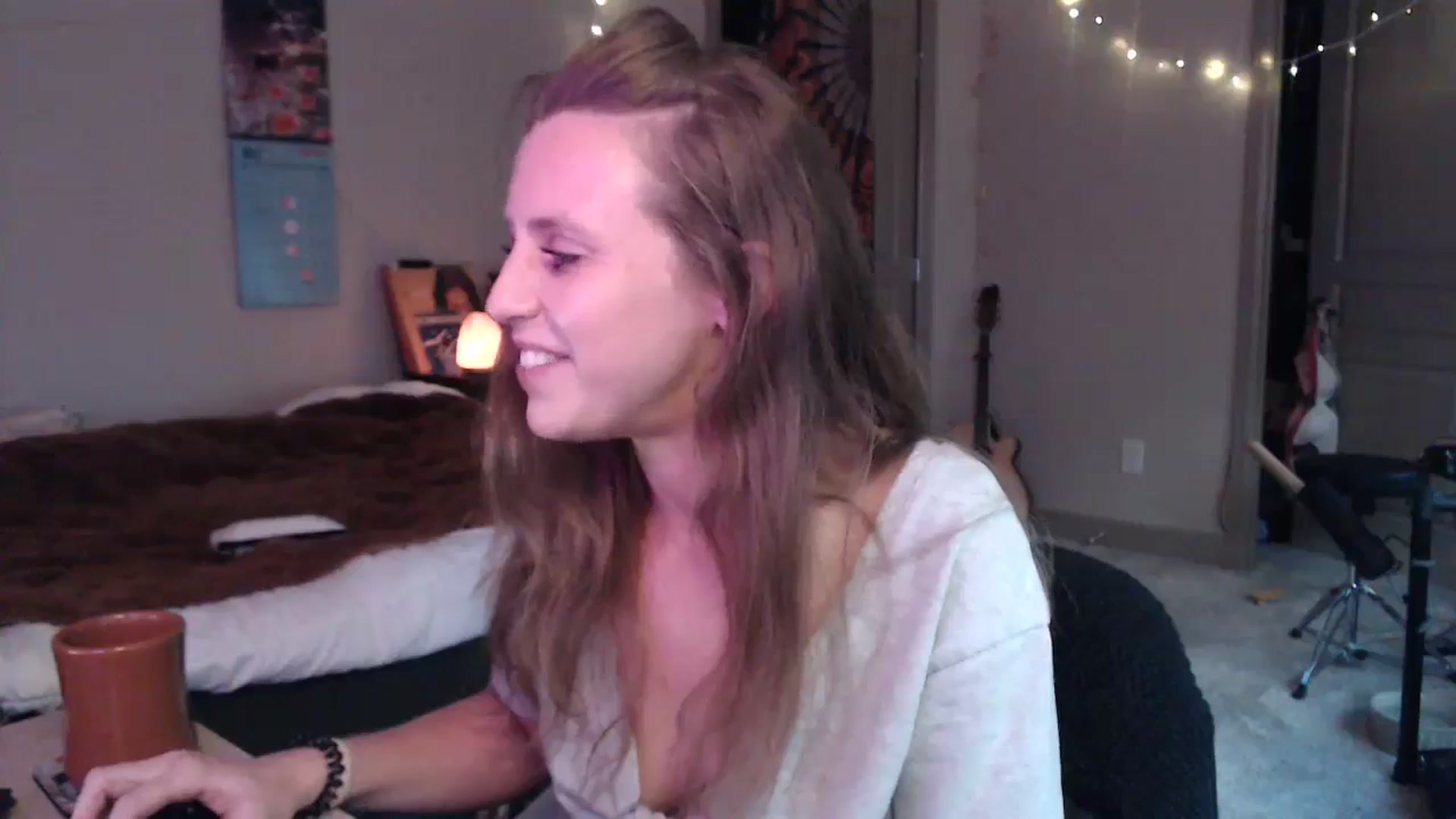 Gallery image thumbnail from Blake_Bardot's myfreecams stream on, 07/16/2024, 02:58 image 6 of 20