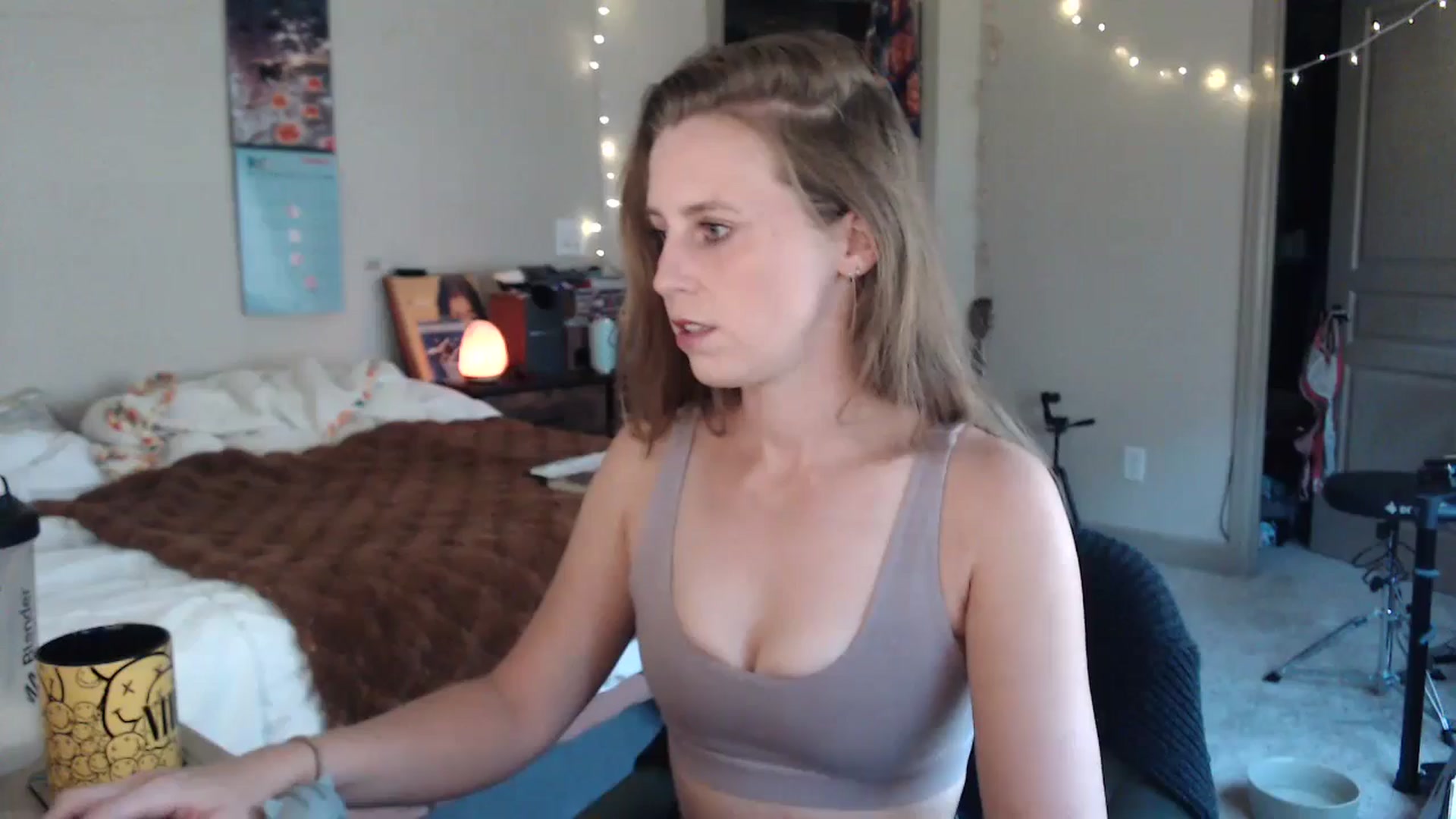 Gallery image thumbnail from Blake_Bardot's myfreecams stream on, 08/16/2024, 01:13 image 1 of 20