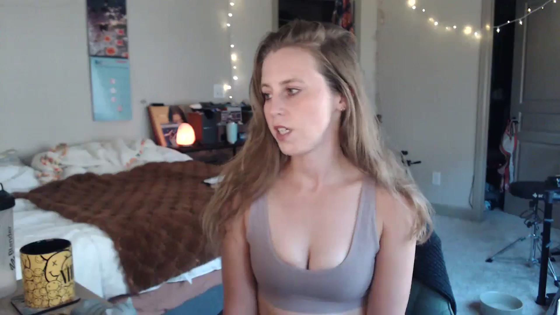 Gallery image thumbnail from Blake_Bardot's myfreecams stream on, 08/16/2024, 01:13 image 8 of 20