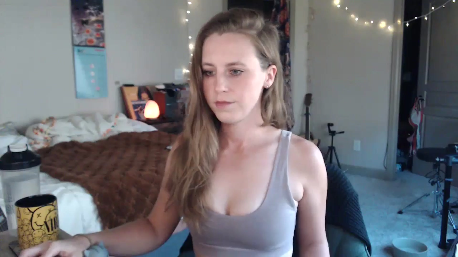 Gallery image thumbnail from Blake_Bardot's myfreecams stream on, 08/16/2024, 01:13 image 18 of 20