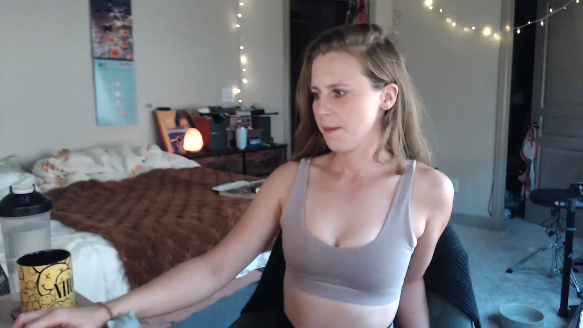 Gallery image thumbnail from Blake_Bardot's myfreecams stream on, 08/16/2024, 01:13 image 19 of 20